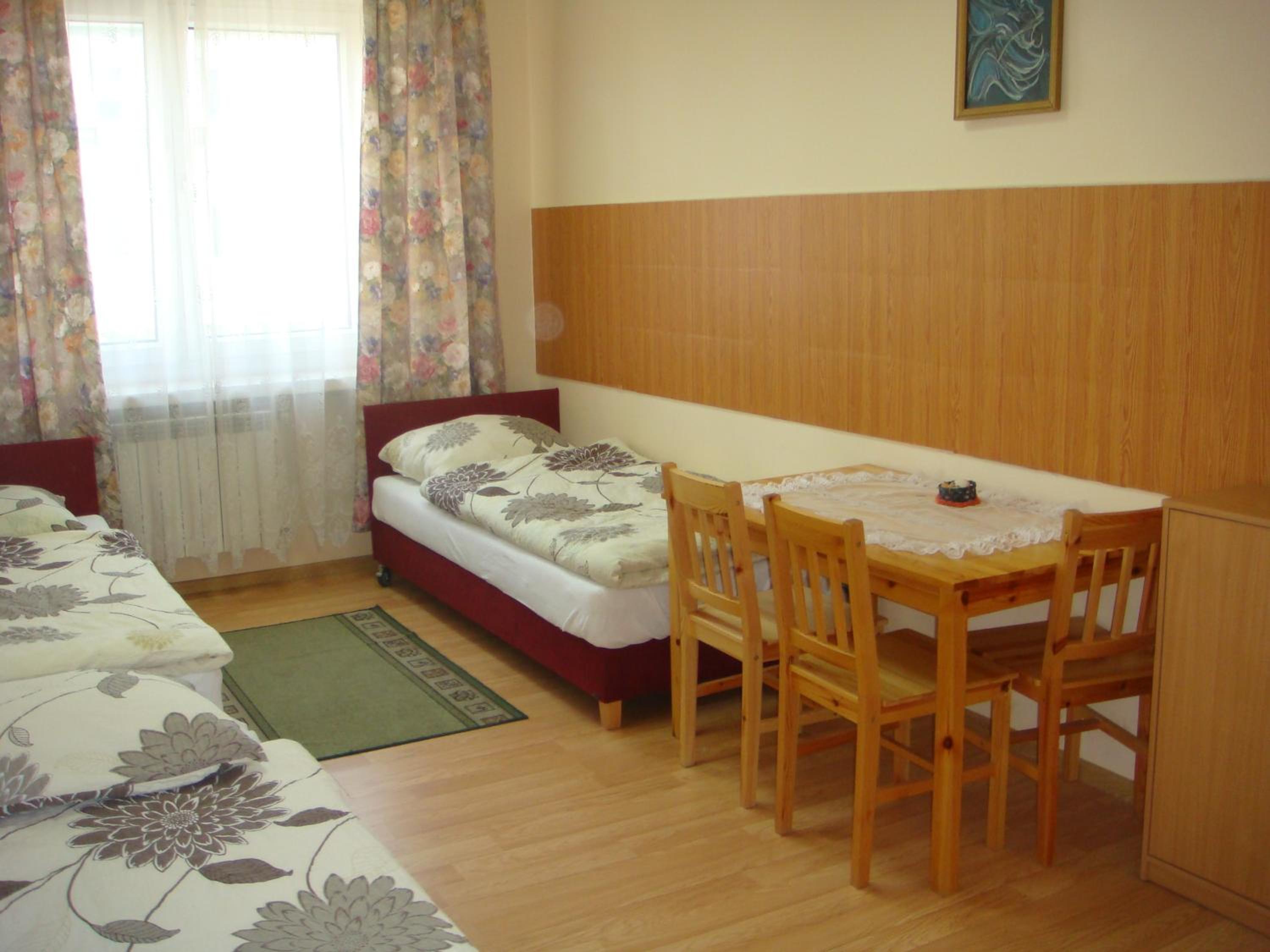 Triple Room with Shared Bathroom photo 1