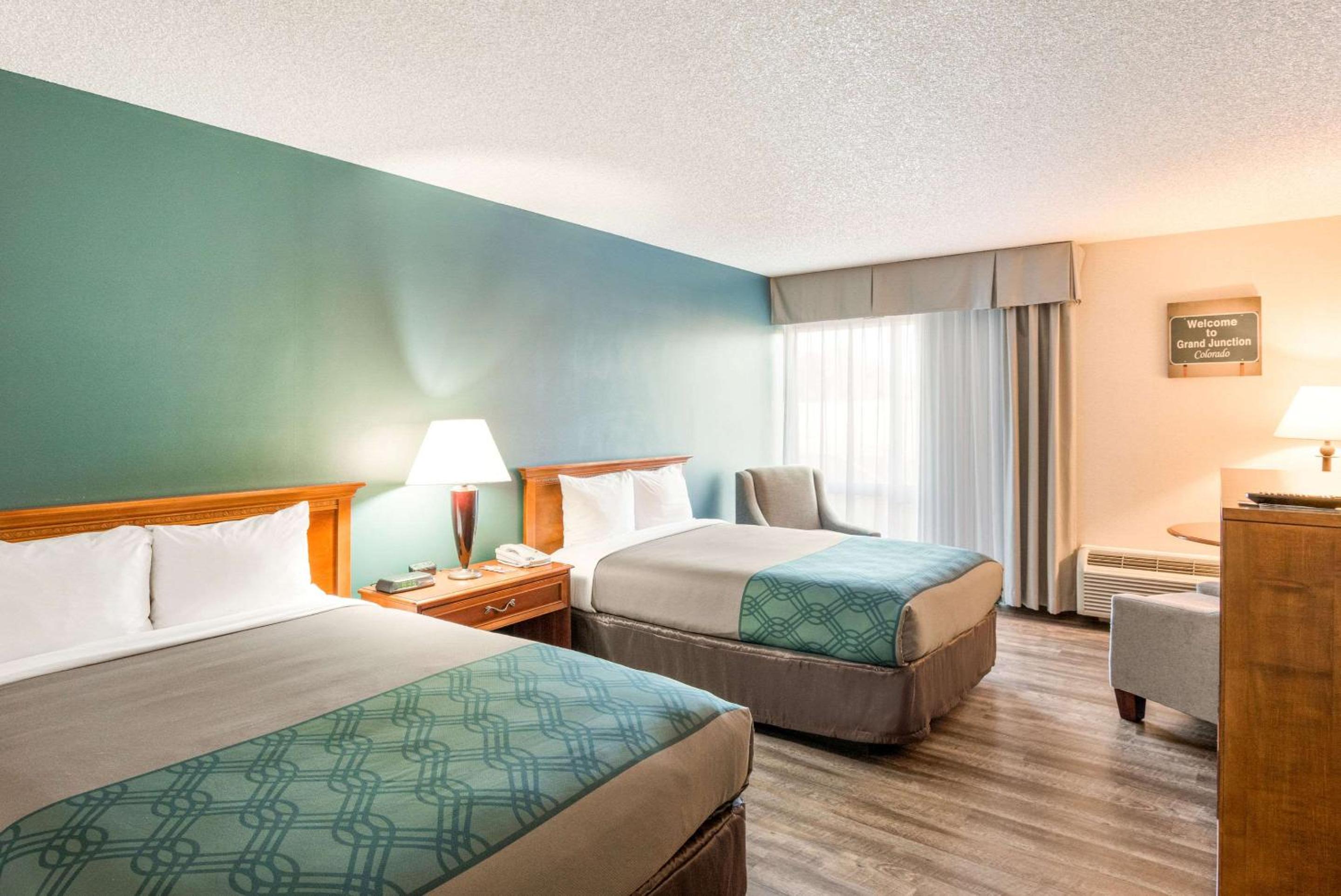 Double Room with Two Double Beds - Non-Smoking - Photo 1