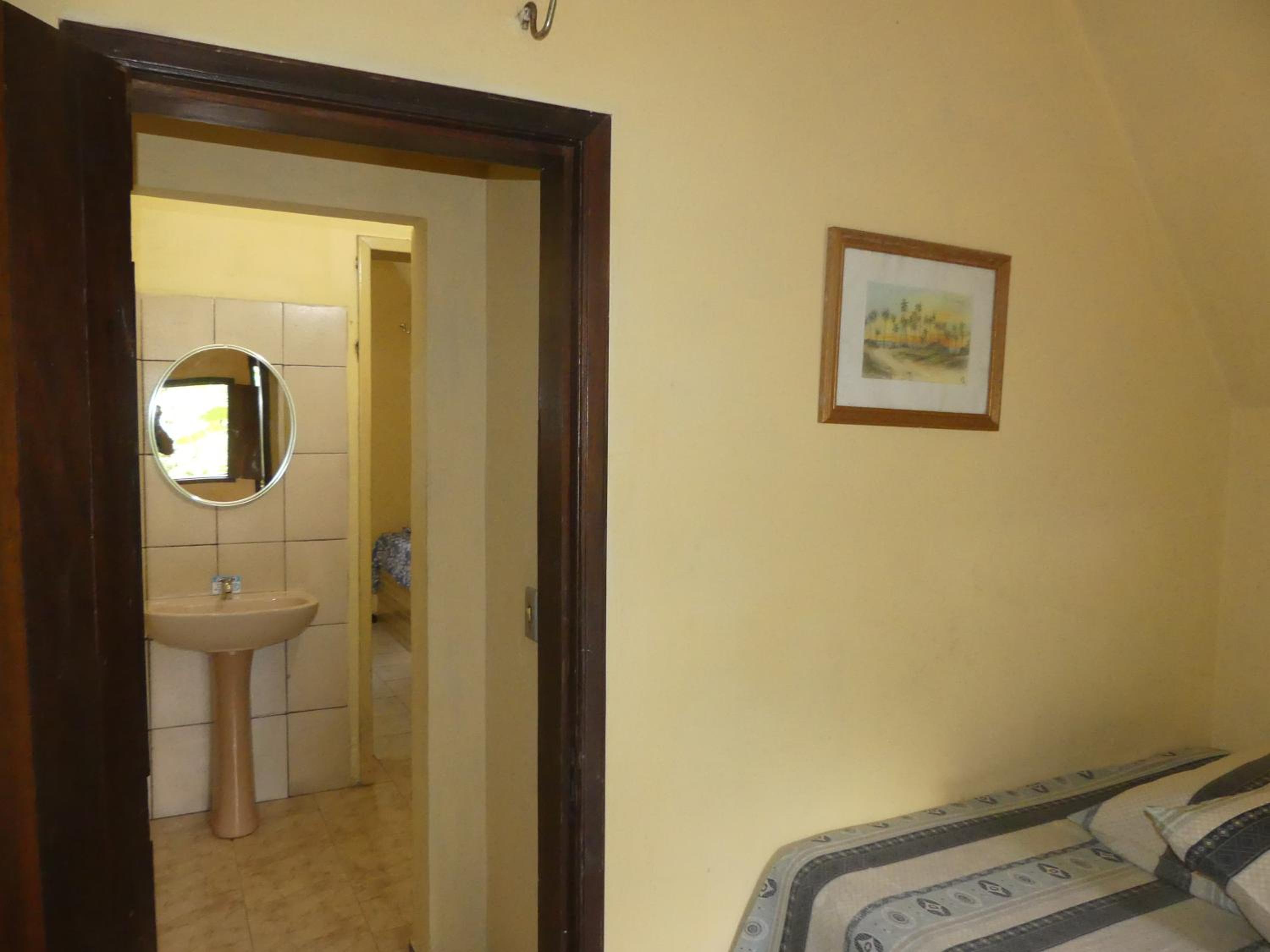 Family Room with Bathroom photo 1