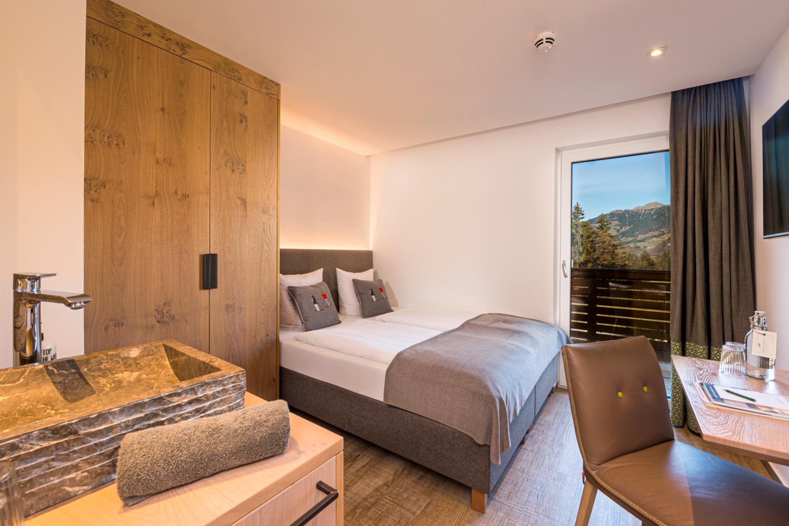 Budget Double Room photo 1