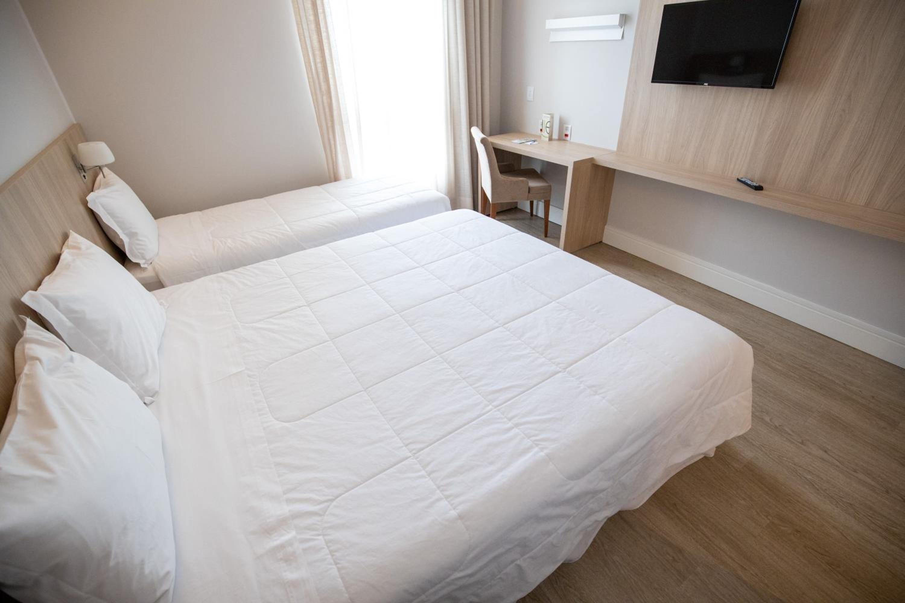 Luxury Triple Room