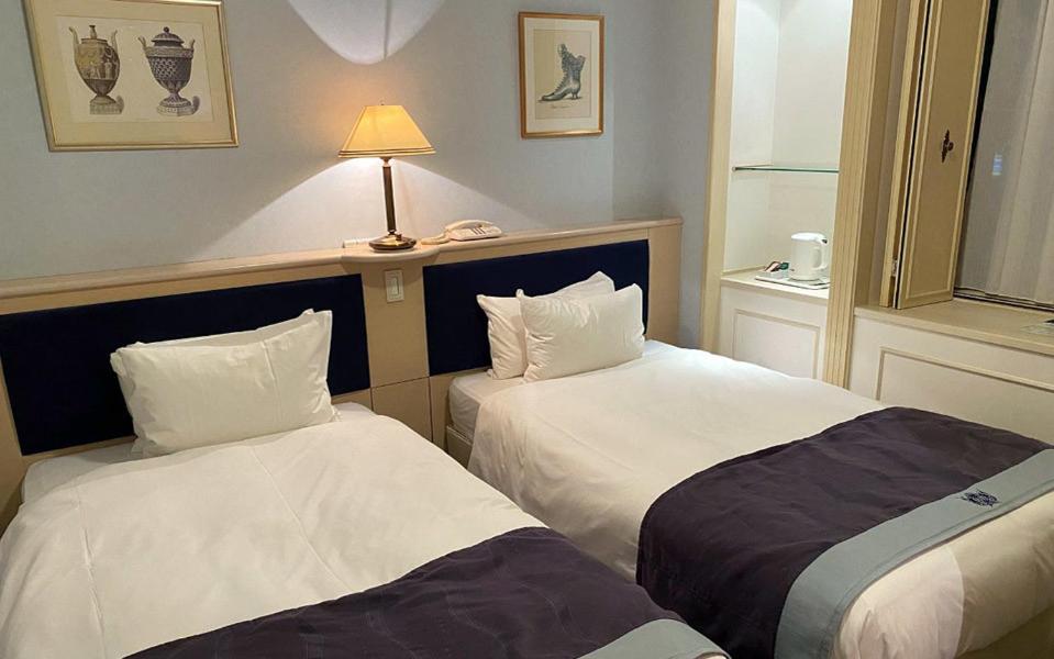 Donau Classic Economy Twin Room - Non-Smoking photo 1