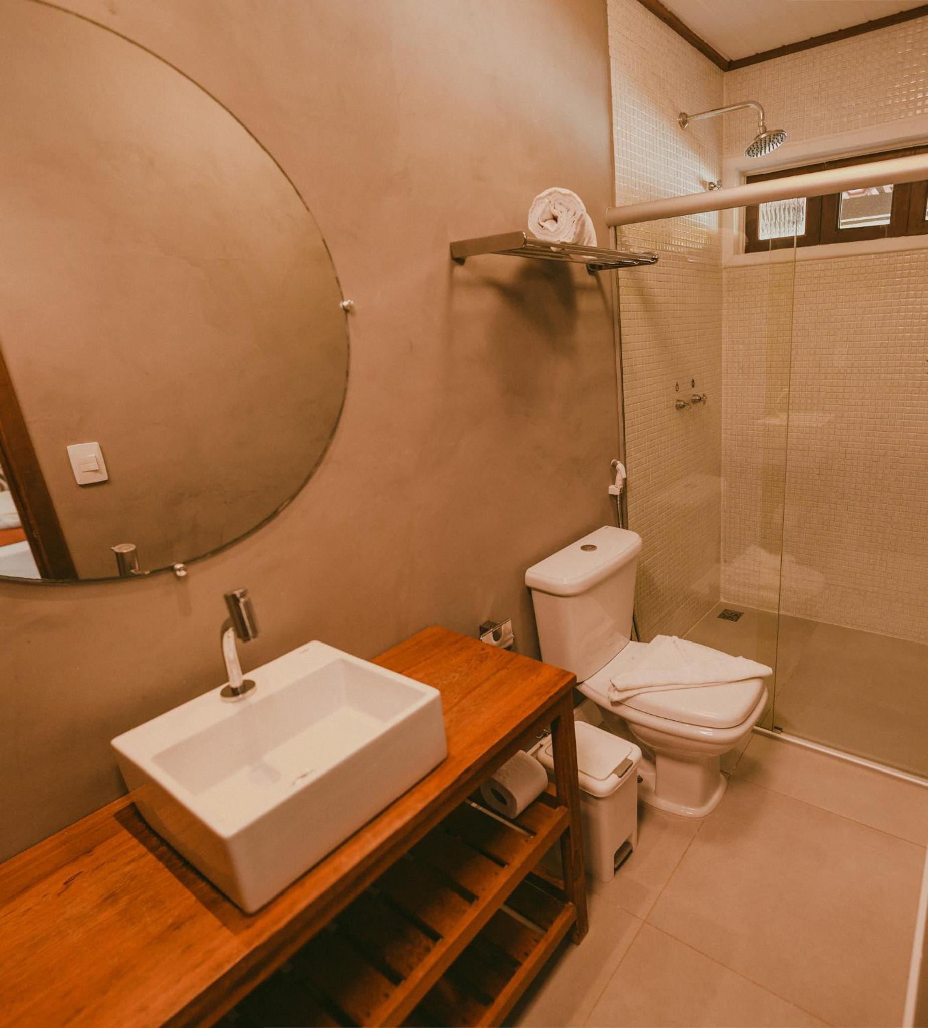 Deluxe Double Room with Balcony - Photo 17
