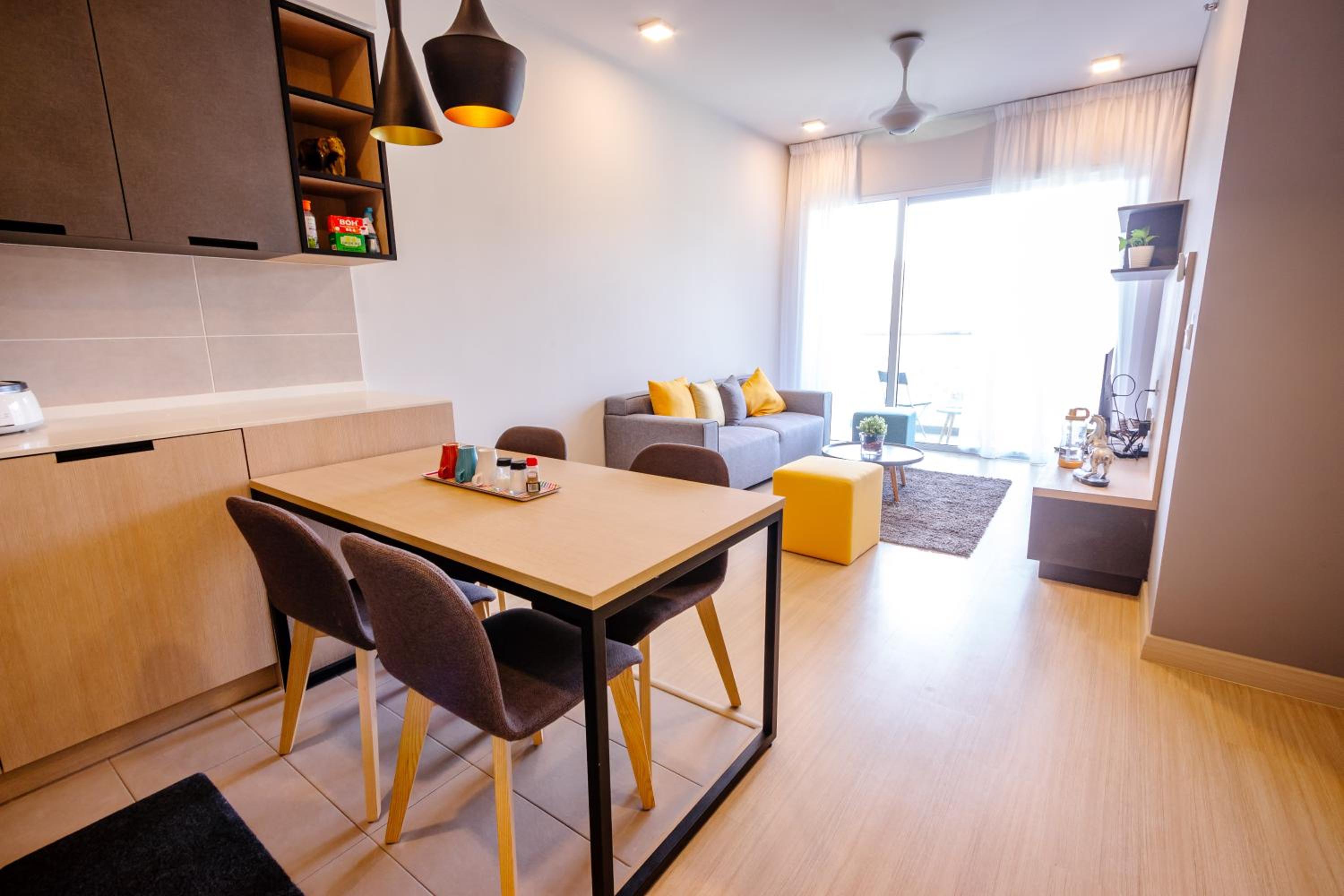 Apartment photo 2