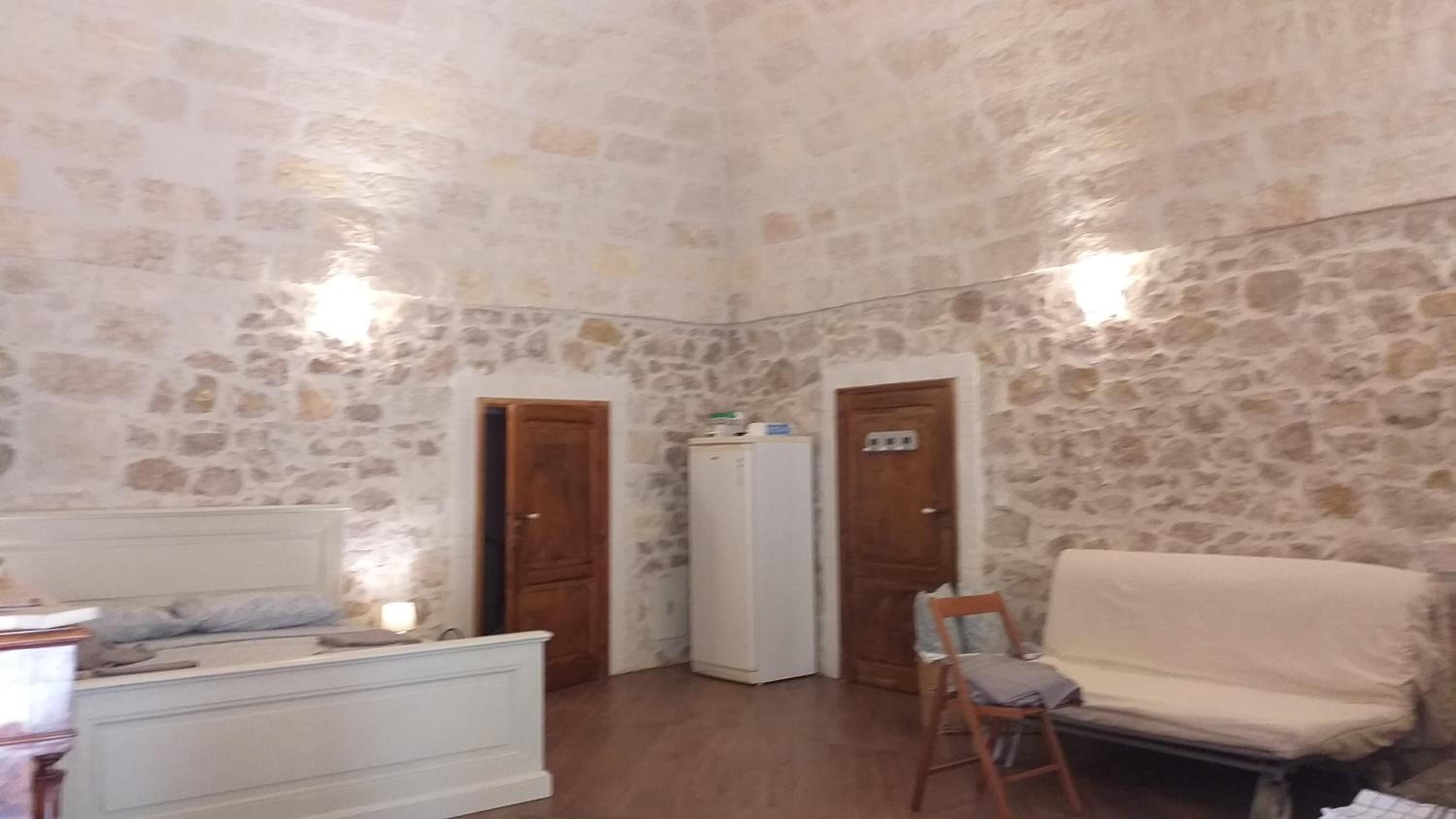 Quadruple Room with Private Bathroom photo 2