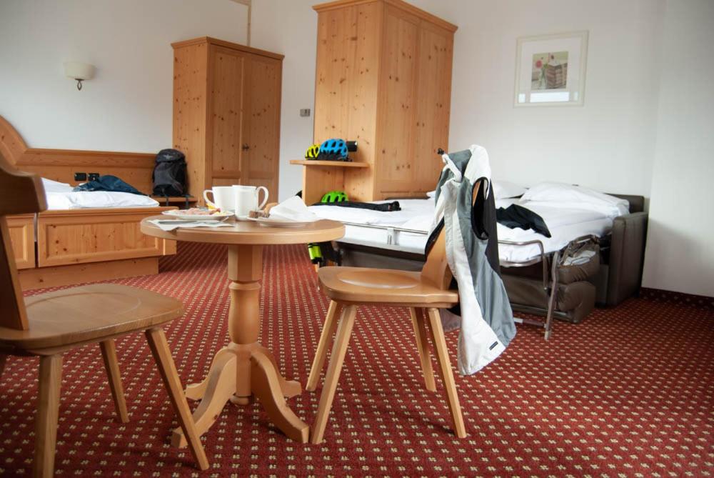 Deluxe Quadruple Room - Photo 9