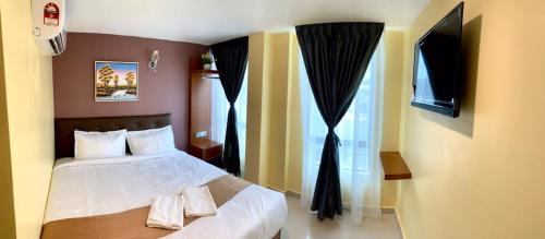 Deluxe King Room photo 1