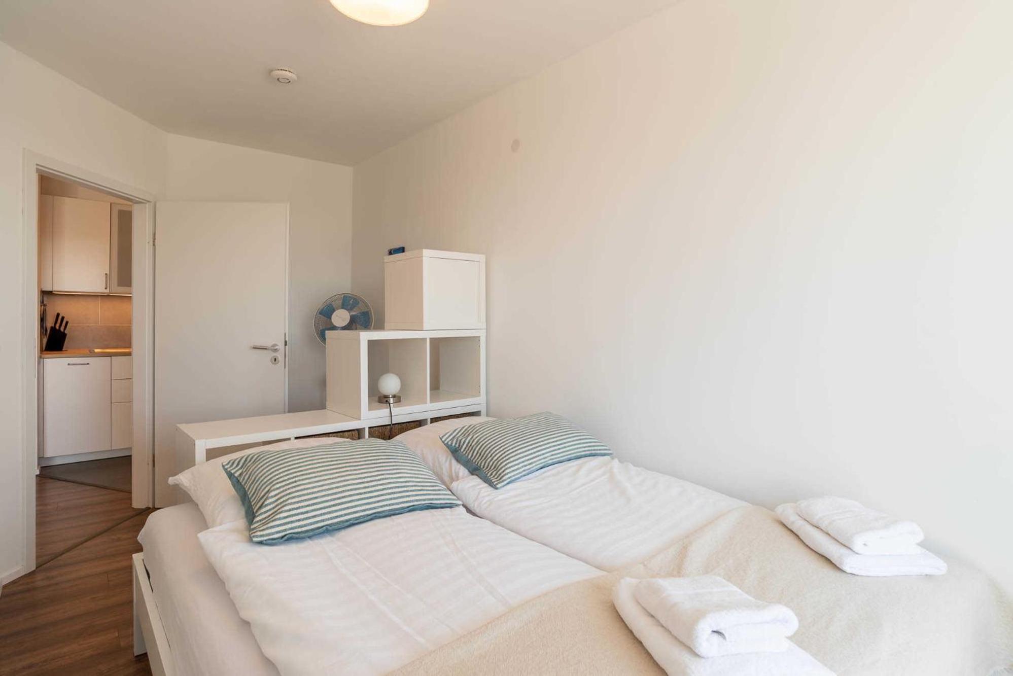 Apartment photo 2