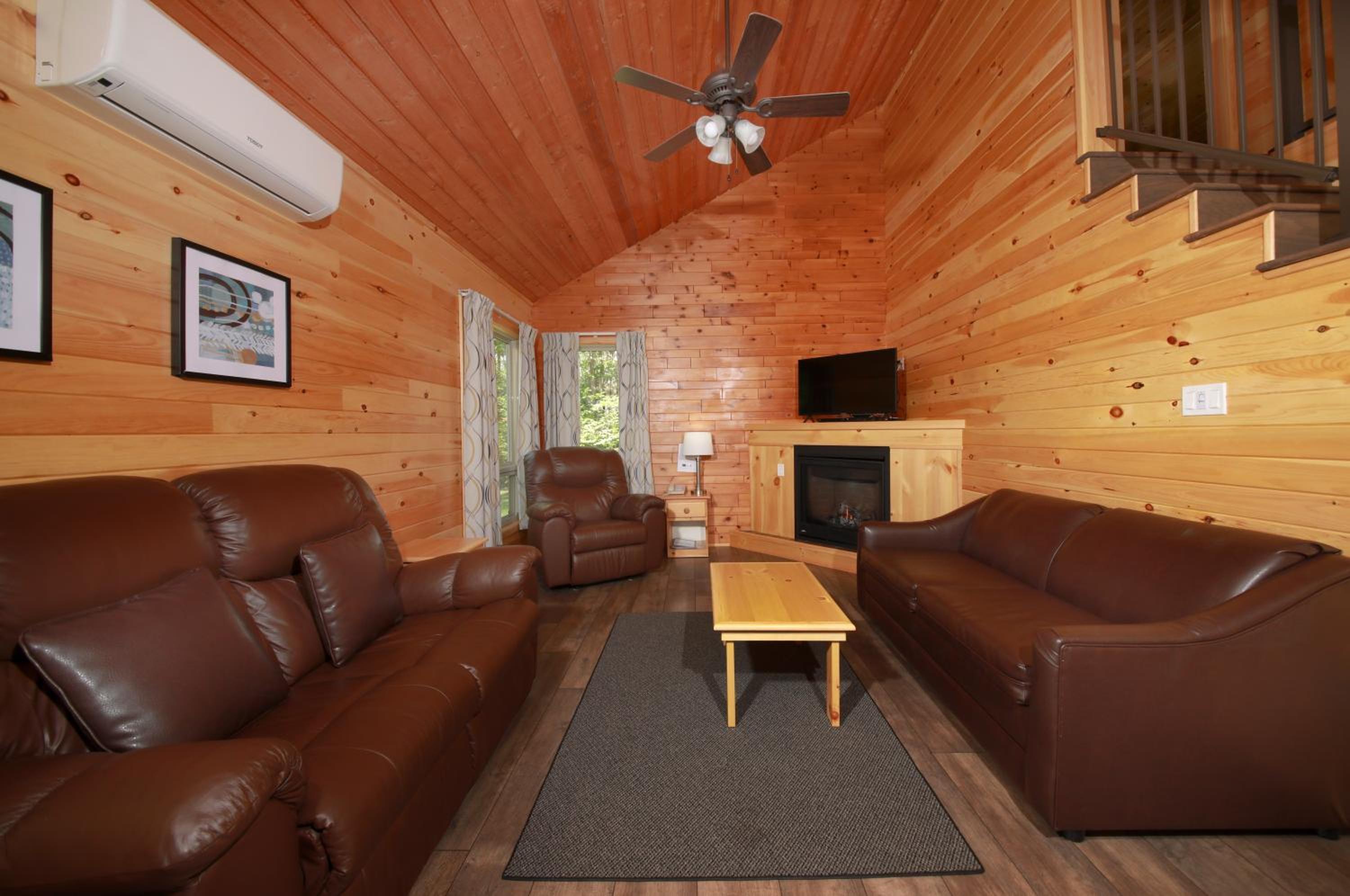 Three-Bedroom House photo 1
