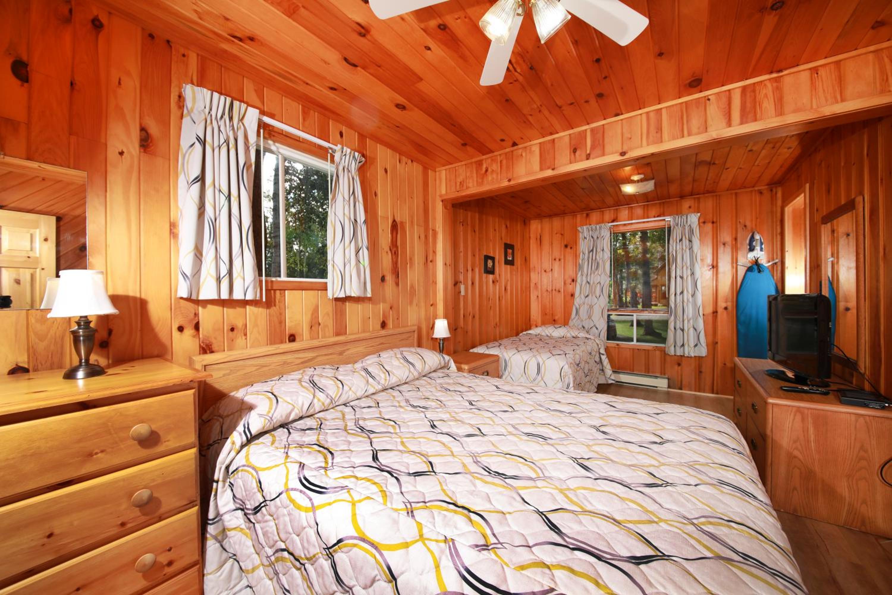 Three-Bedroom Chalet photo 1