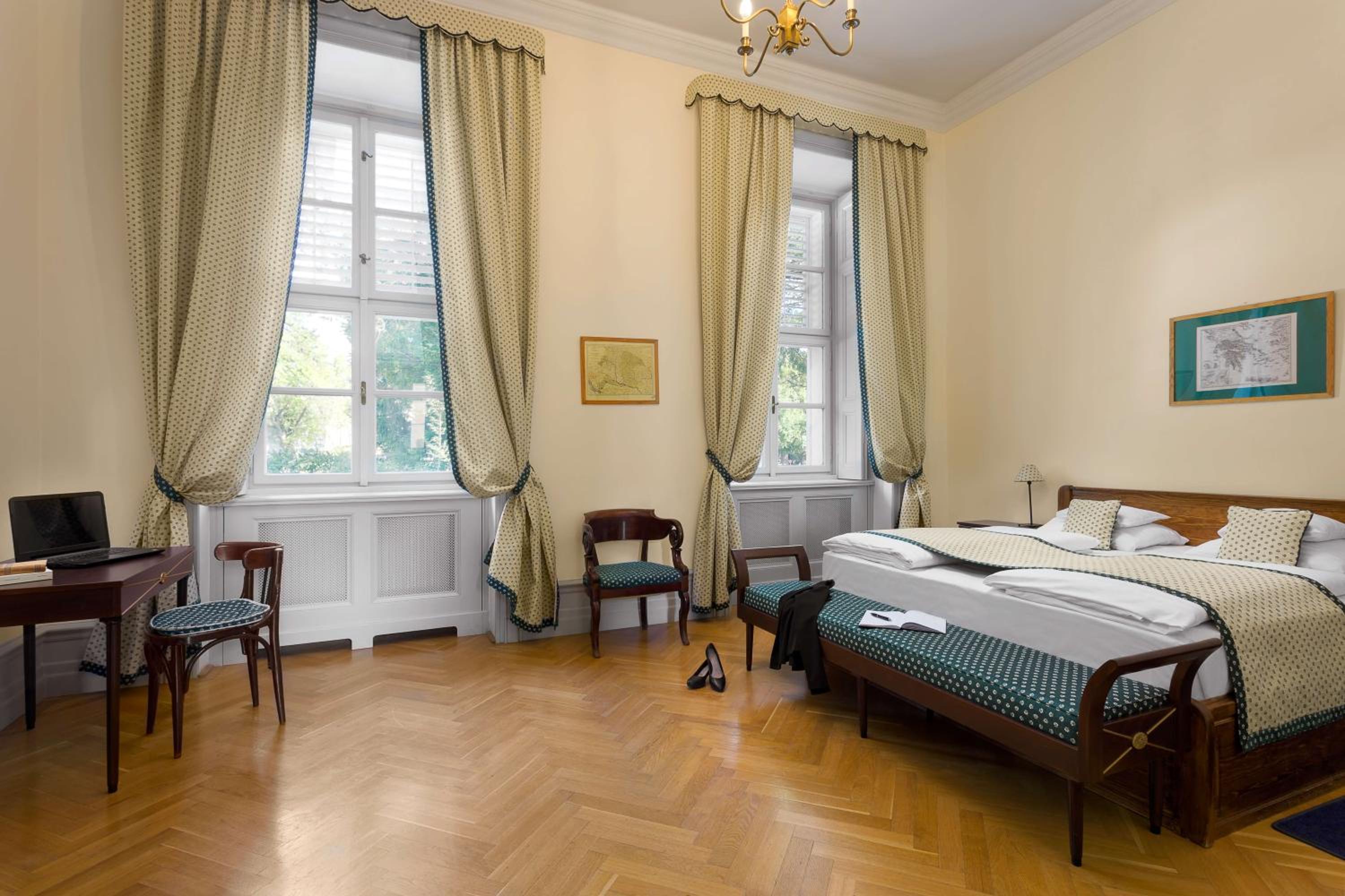 Superior Double or Twin Room with Garden View photo 1
