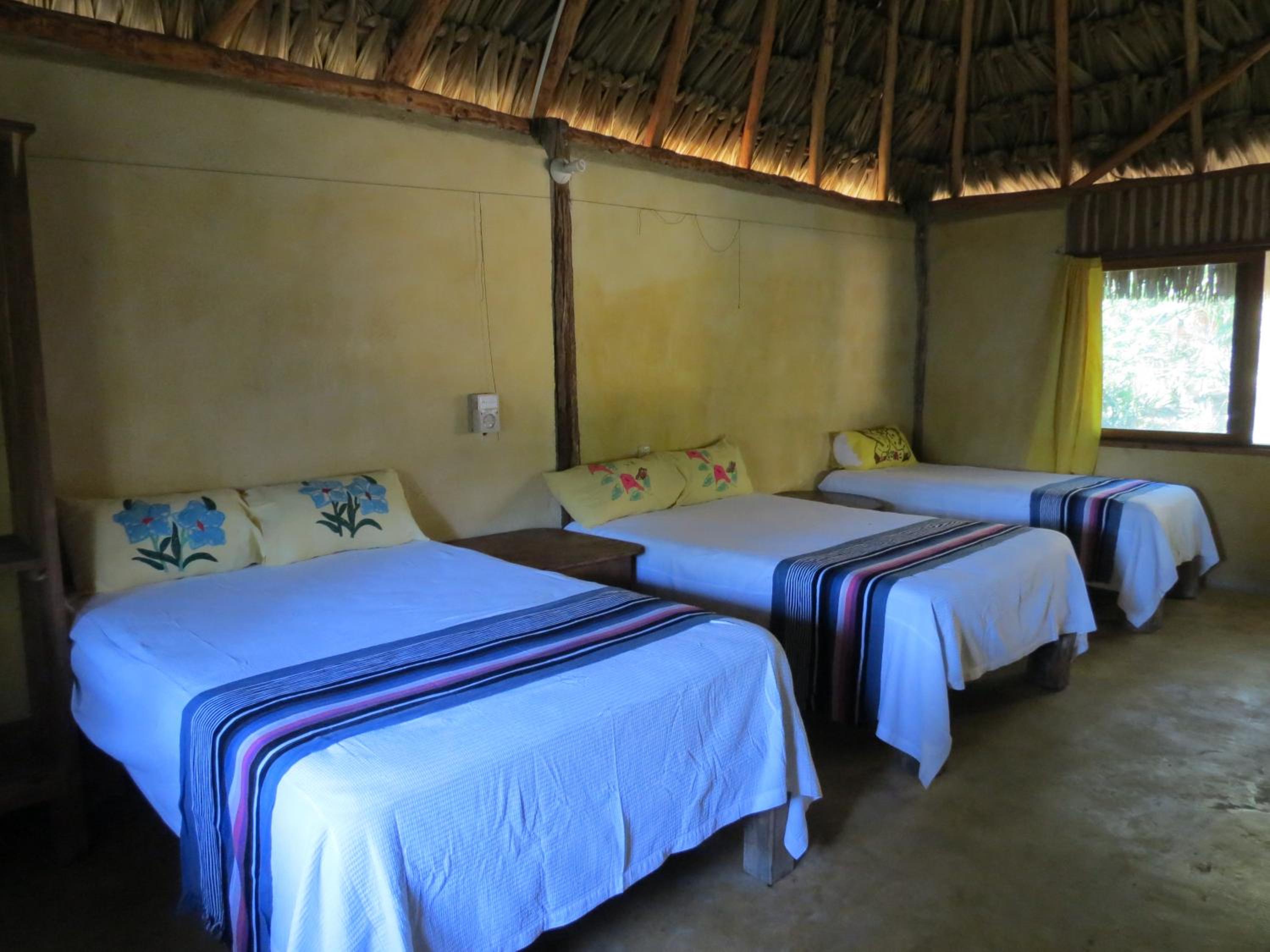 Triple Room - Photo 17
