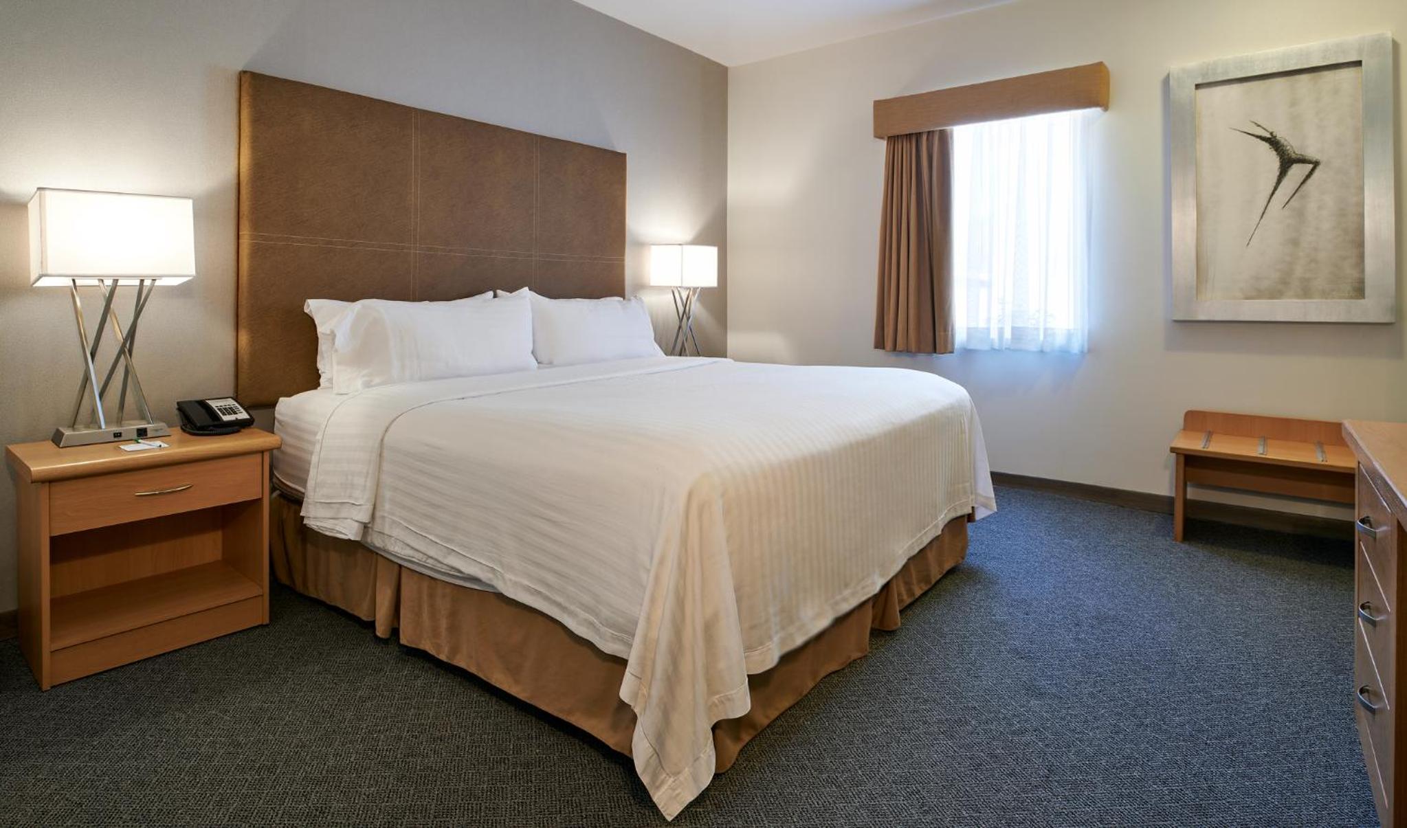 Two-Bedroom King Suite - Photo 1