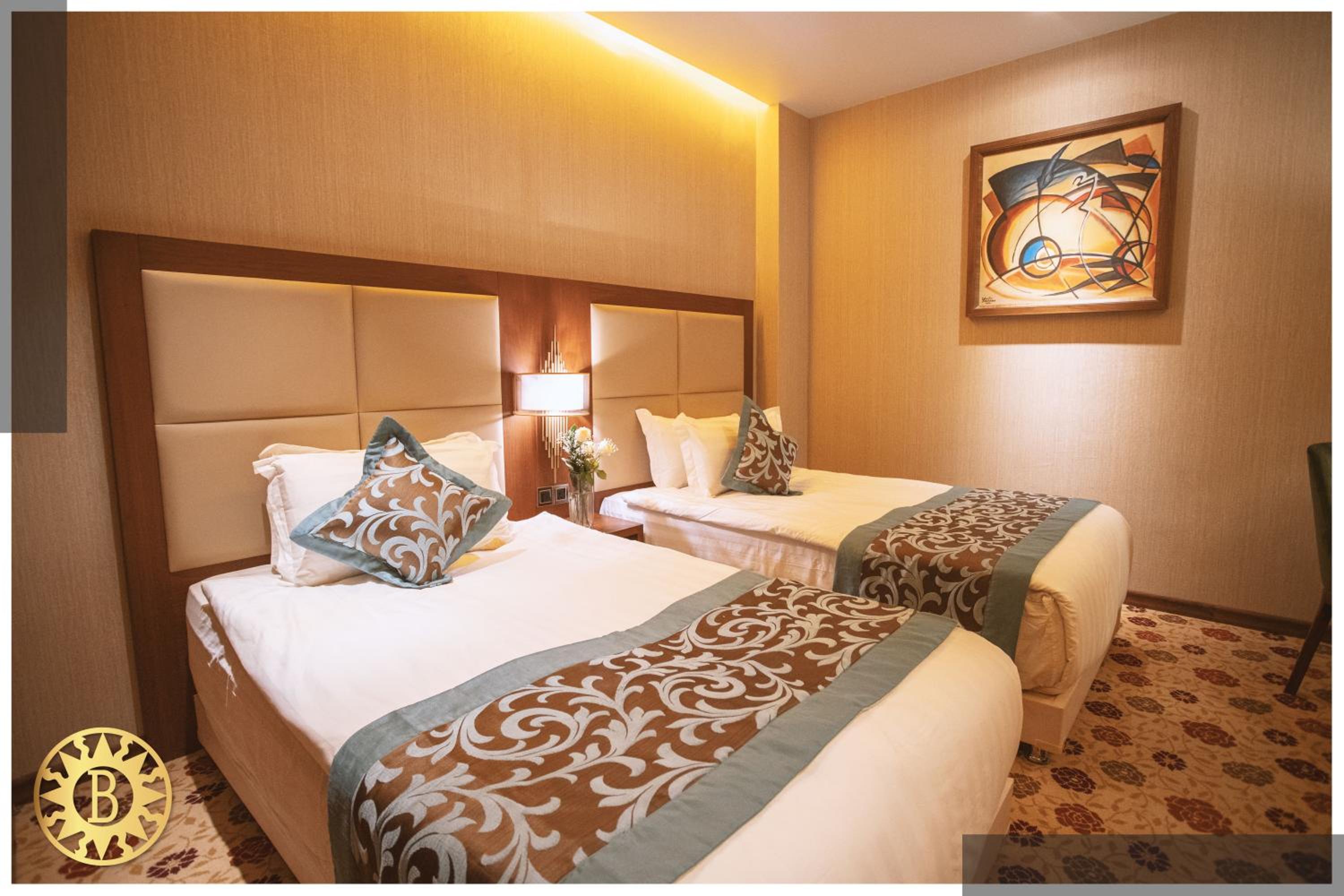 Standard Twin Room - Photo 1