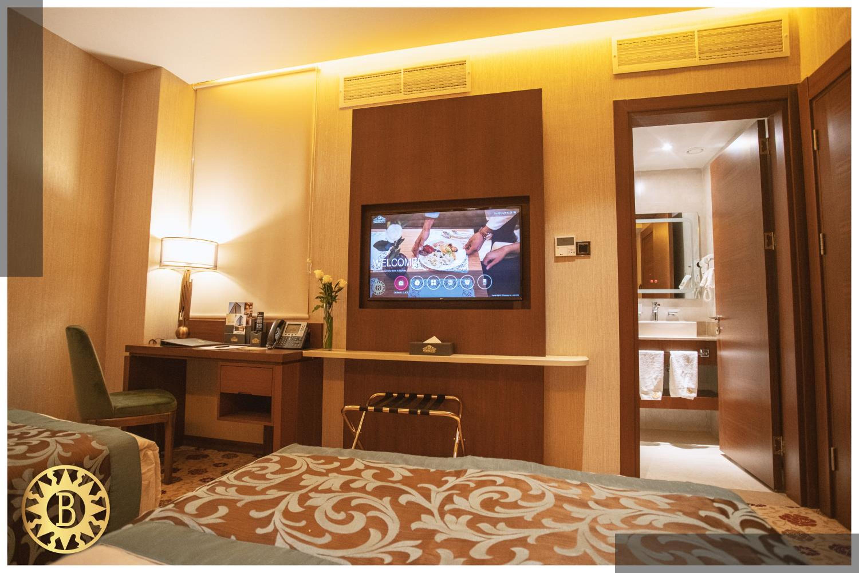 Standard Twin Room - Photo 3
