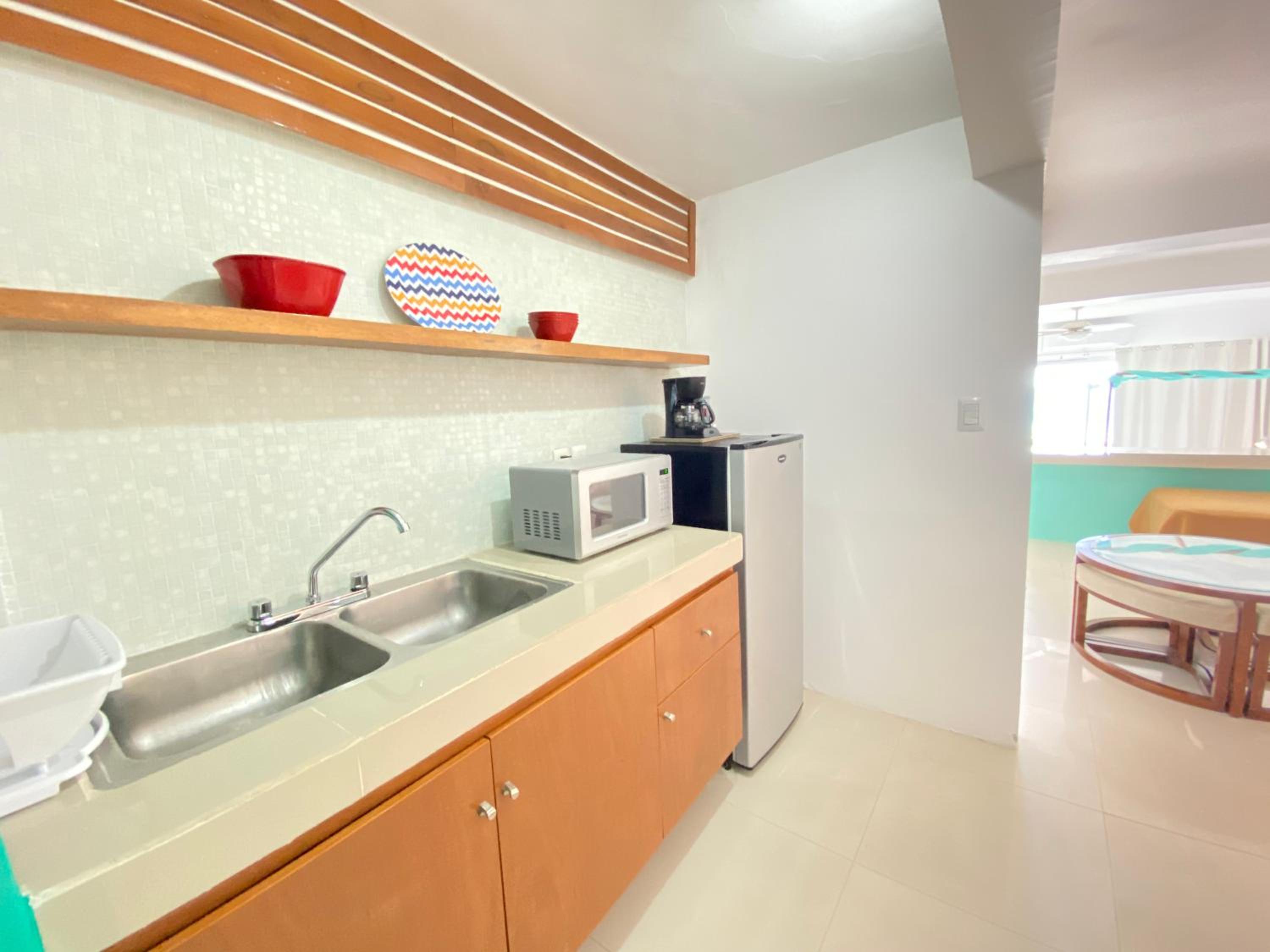 Studio with Ocean View - Photo 4