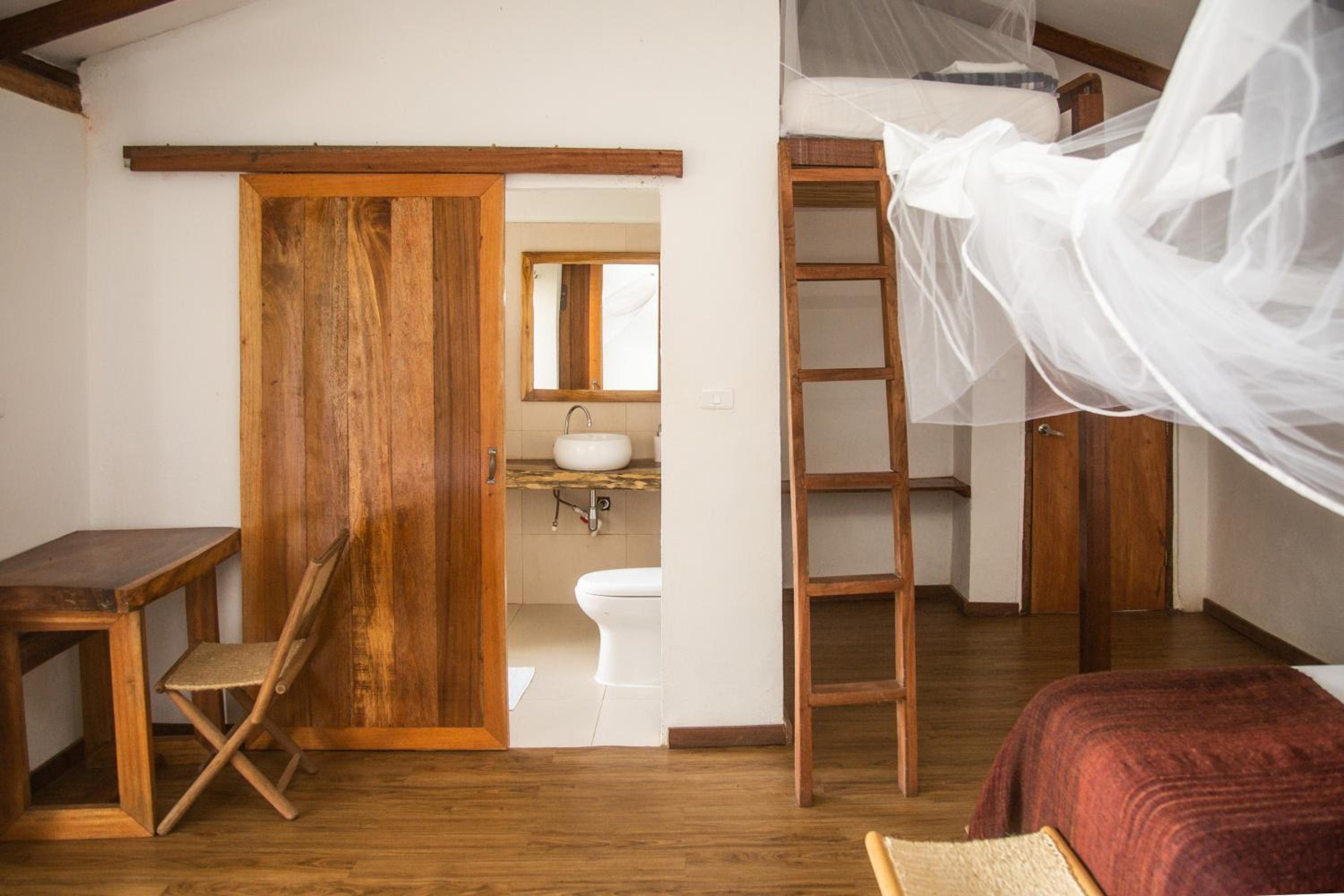 Quadruple Room with Balcony photo 3