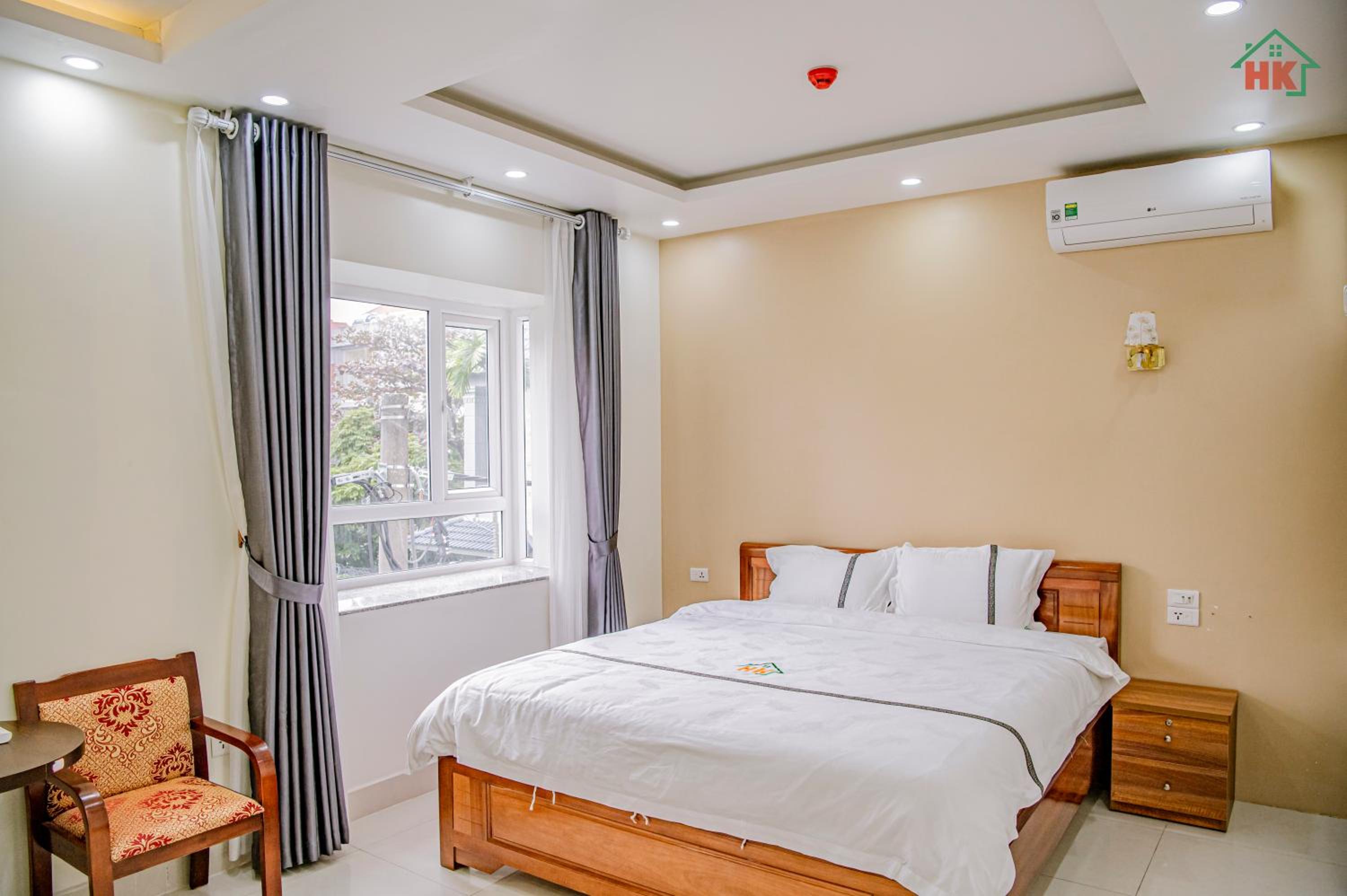 Standard King Room