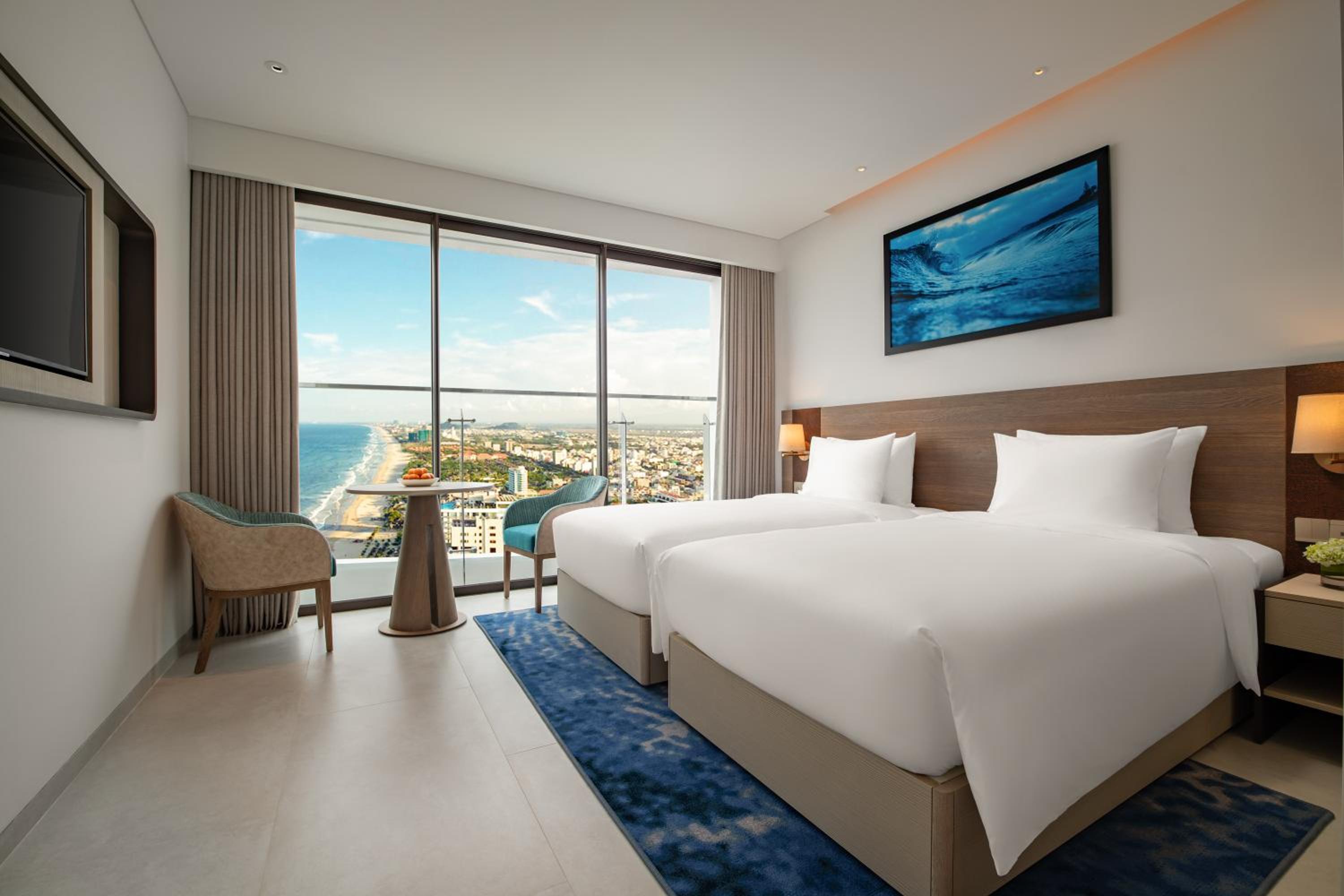 Deluxe Room - Partial Ocean View - Photo 3
