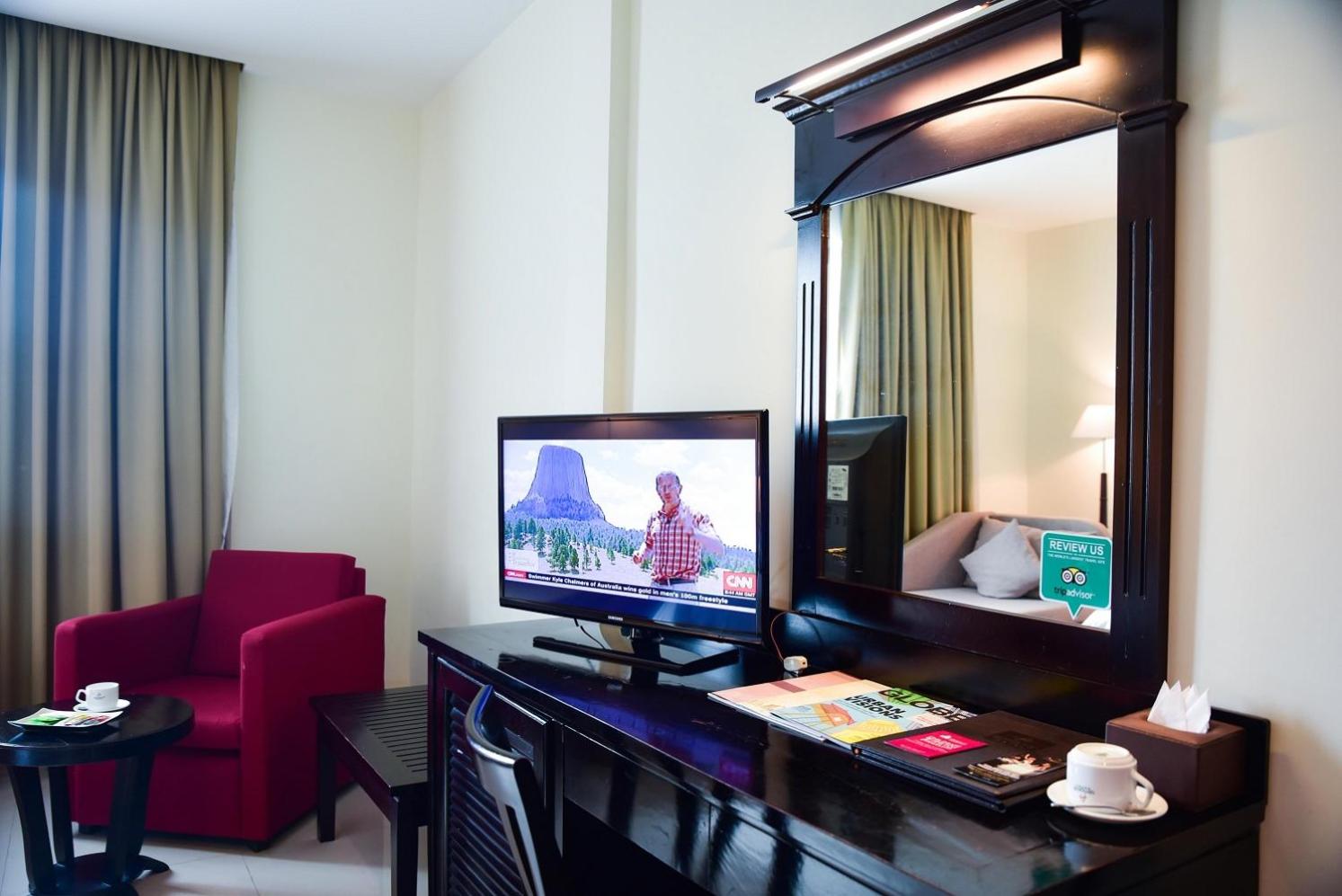 Deluxe Double Room - Photo 8