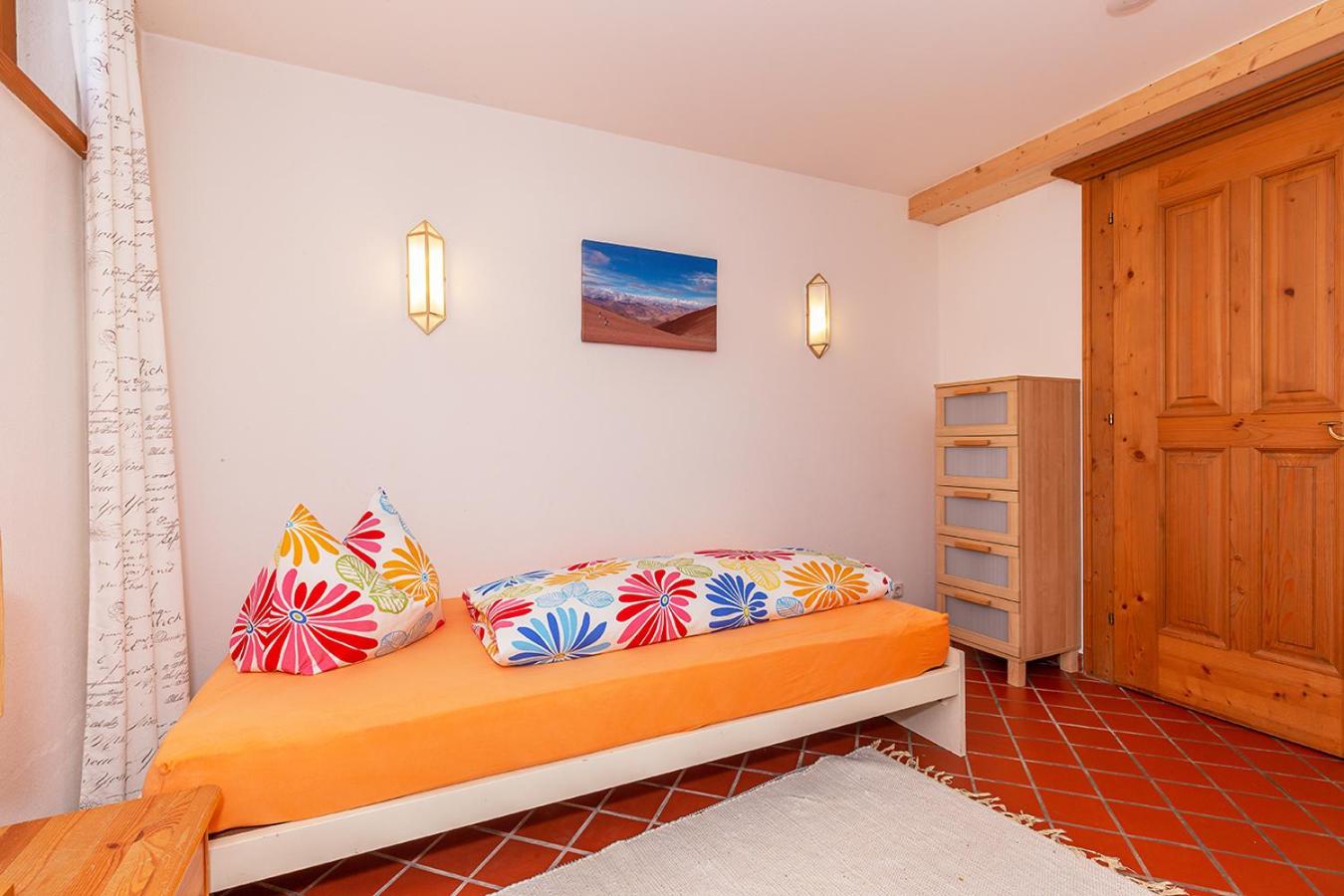 Three-Bedroom Apartment with Sauna photo 3