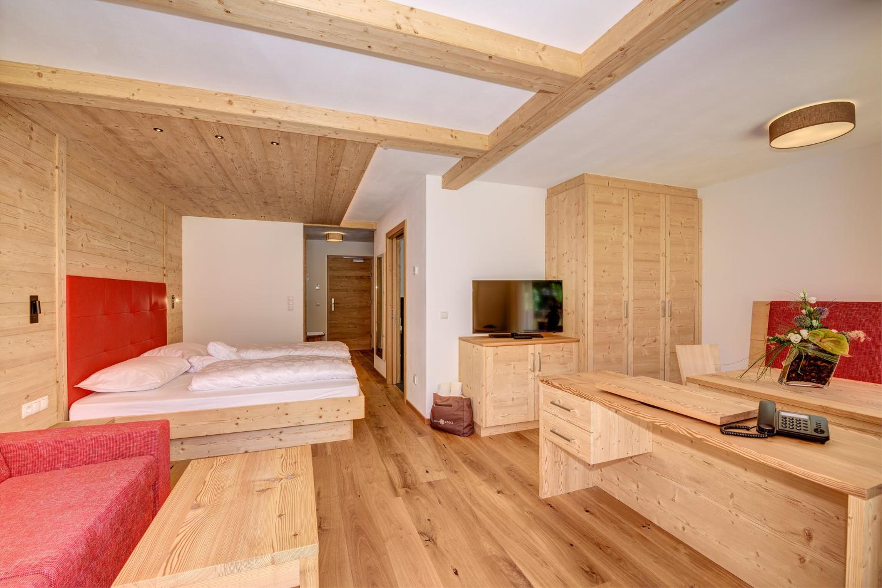 Two-Bedroom Suite photo 2