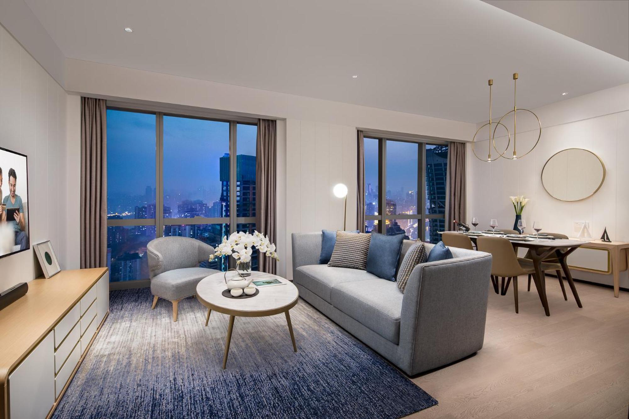 1 Bedroom River View Executive - Luggage Delivery Service