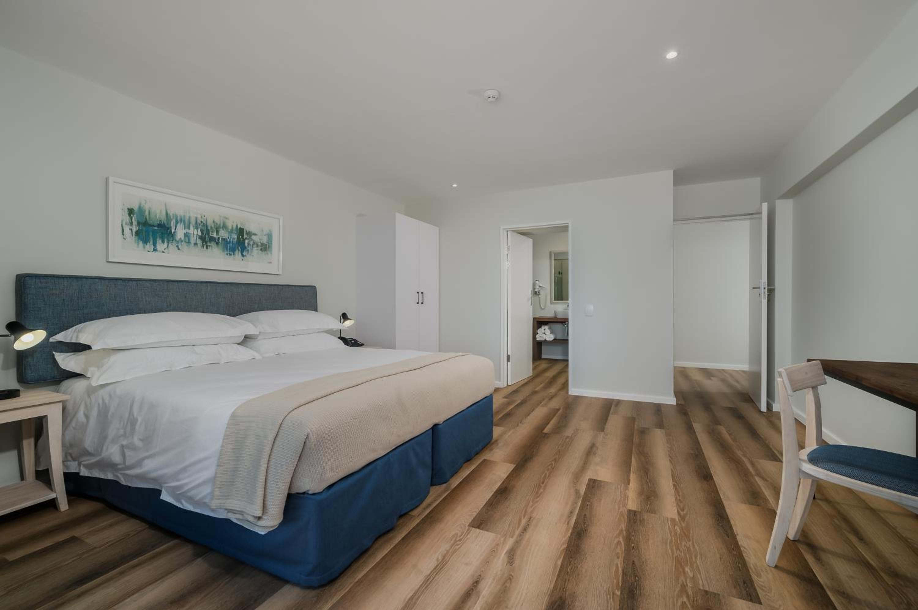 Executive Sea View Apartment - Photo 3