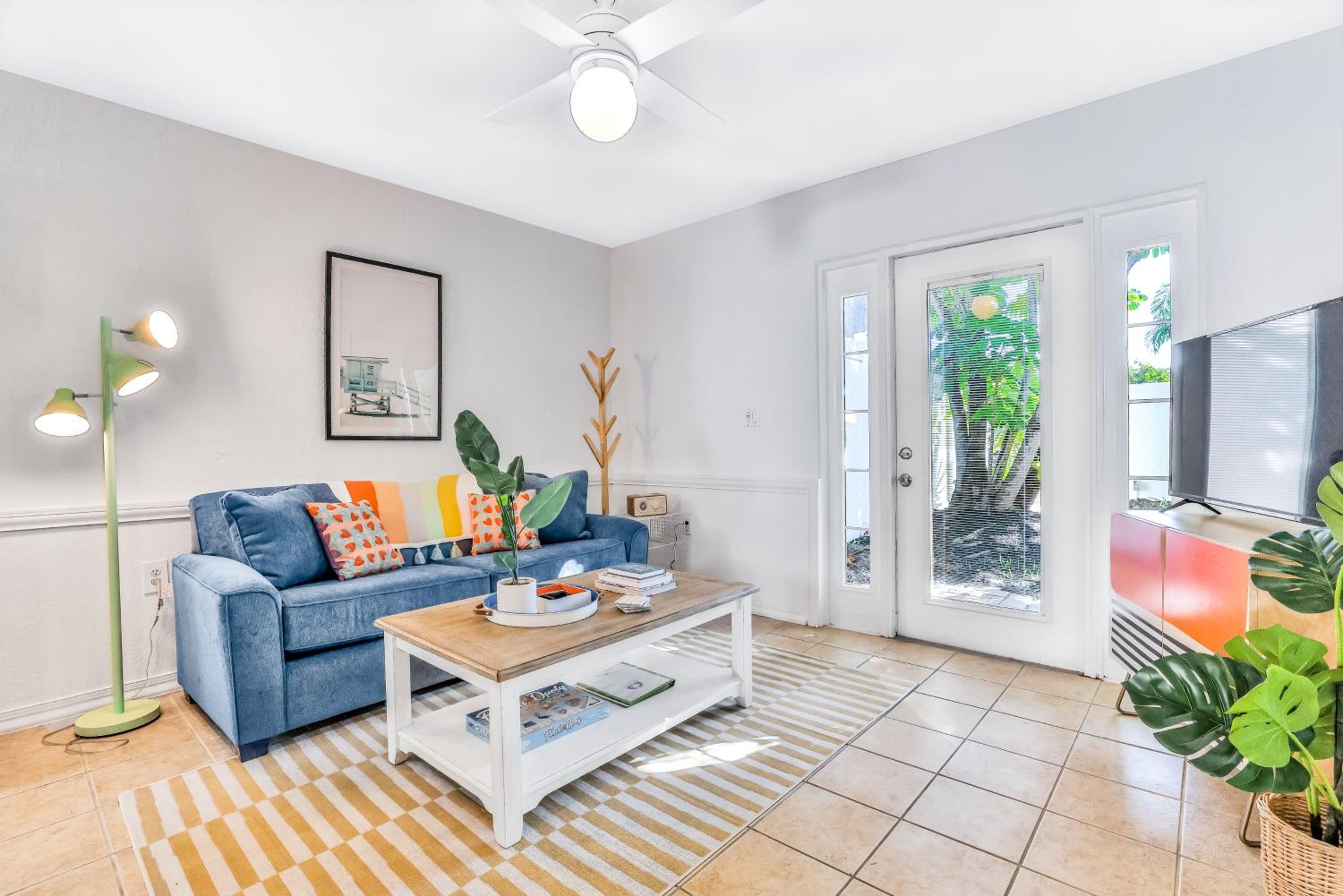 Apartment with Terrace photo 1