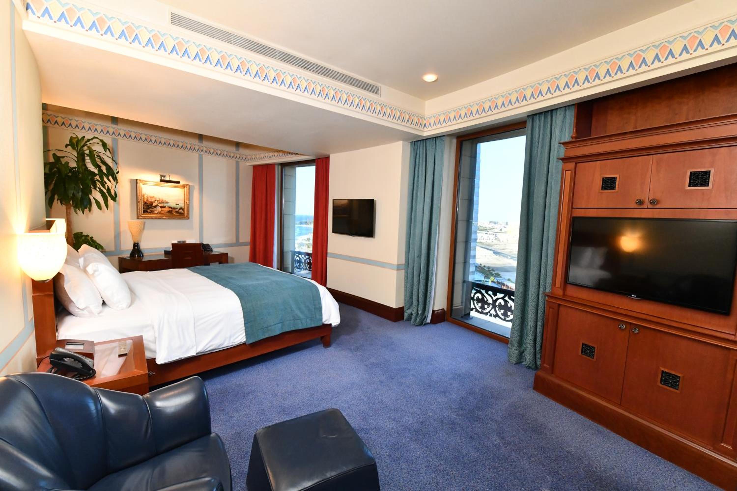 Amwaj Room
