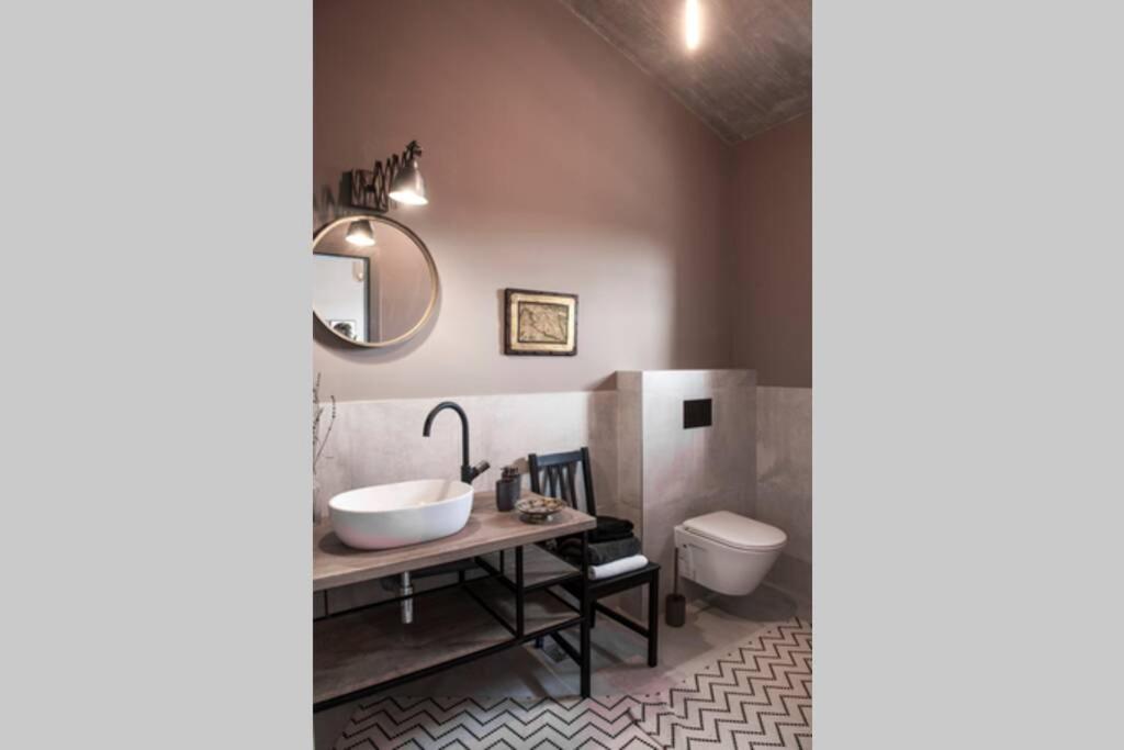 Three-Bedroom Villa photo 2