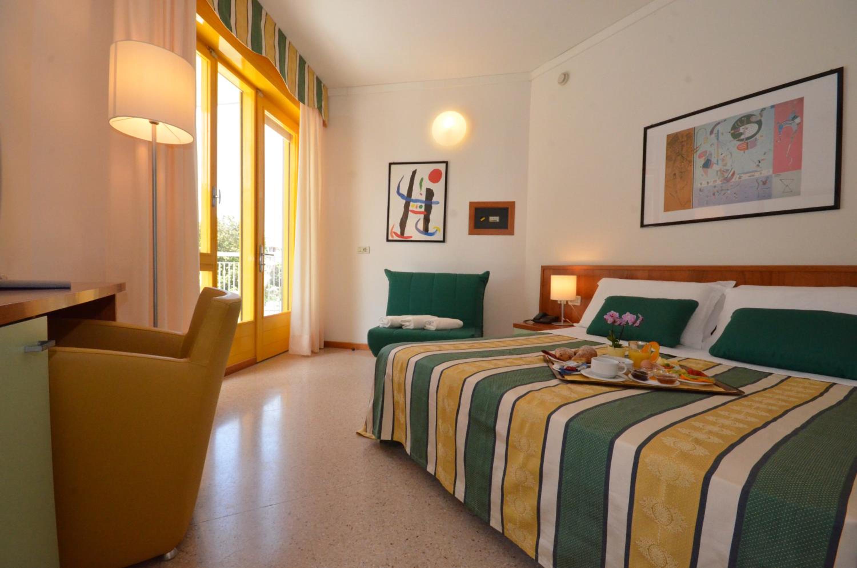 Standard Double Room photo 1