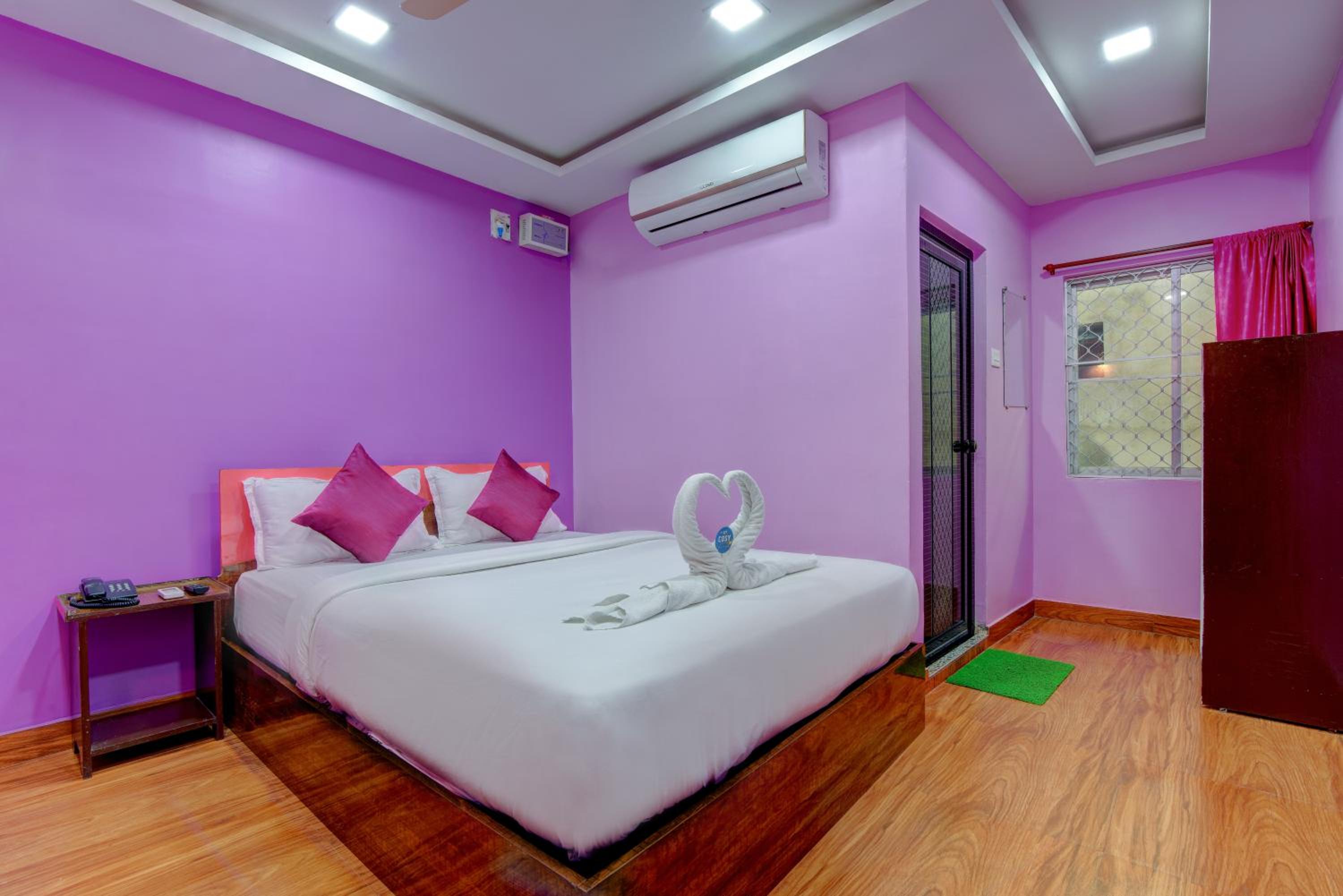 Deluxe Queen Room photo 2