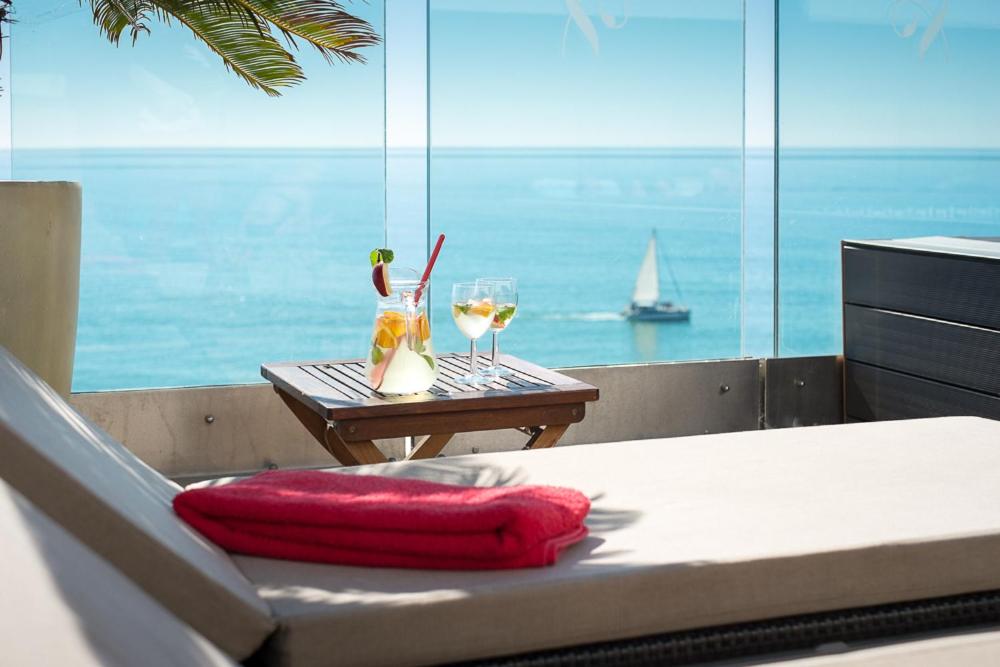 Twin Room with Balcony or Terrace and Sea View photo 1