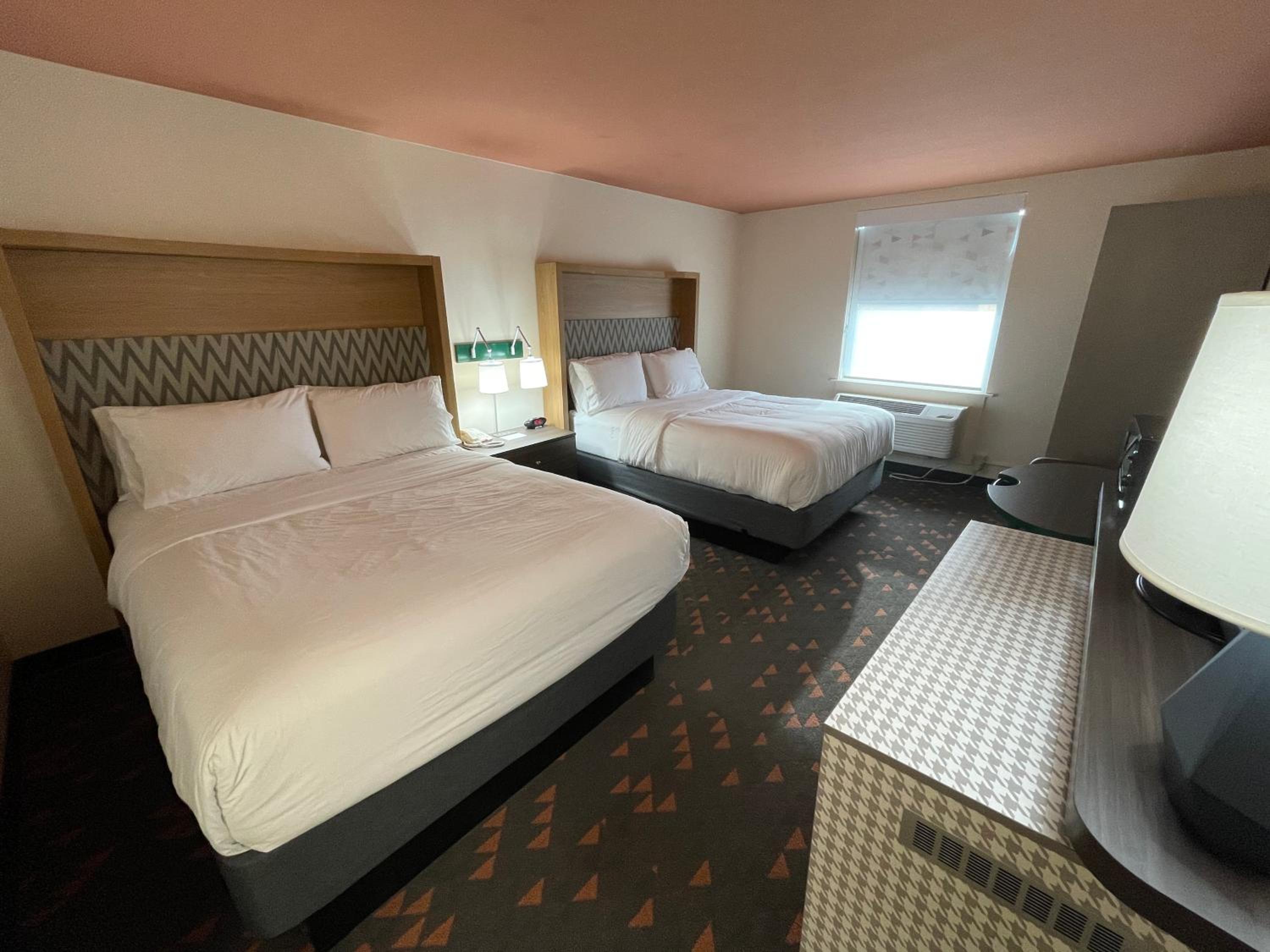 Standard Queen Room with Two Queen Beds - Photo 1