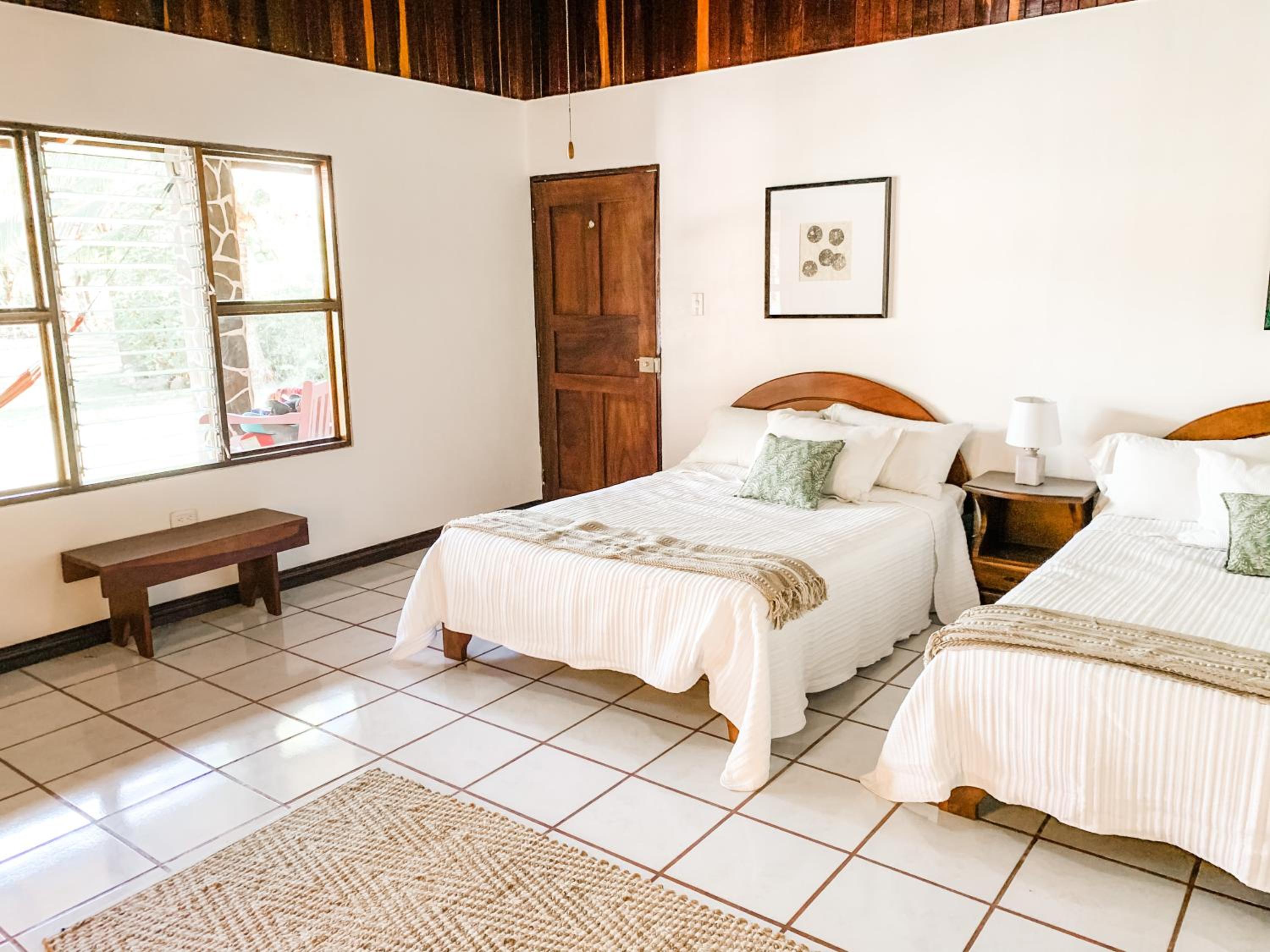 Large Double Room photo 2