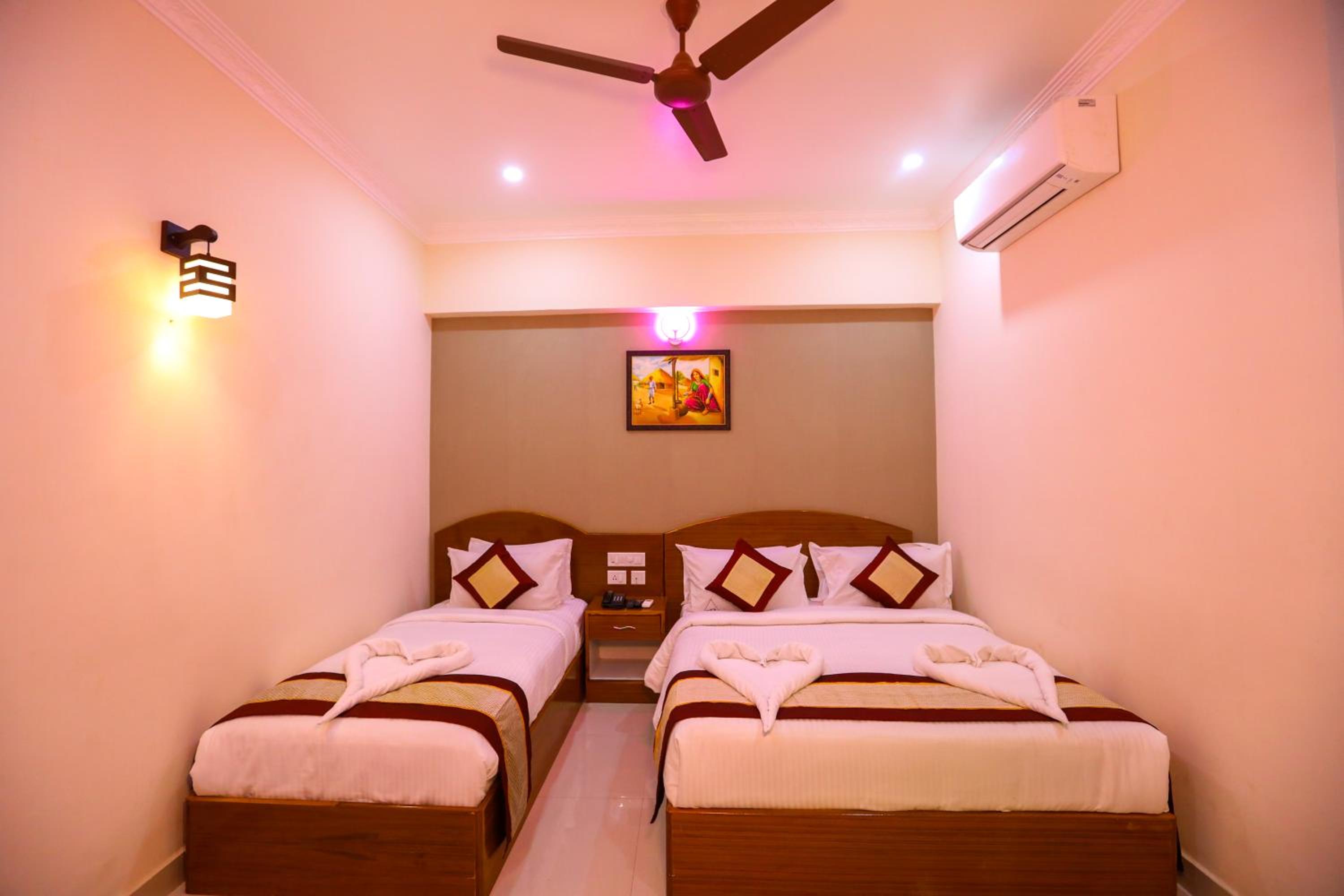 Classic Triple Room - Photo 7