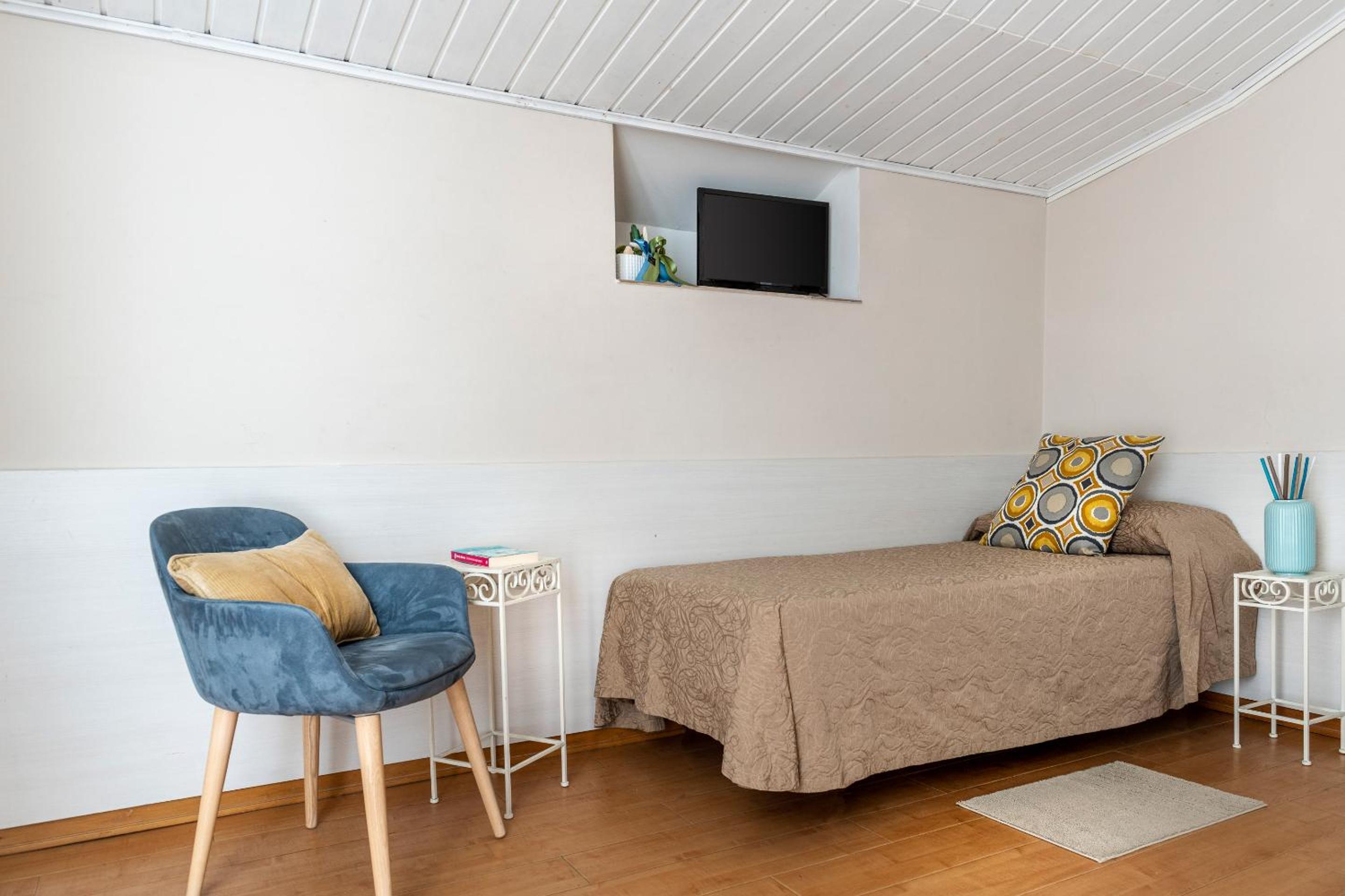 Standard Triple Room - Photo 8
