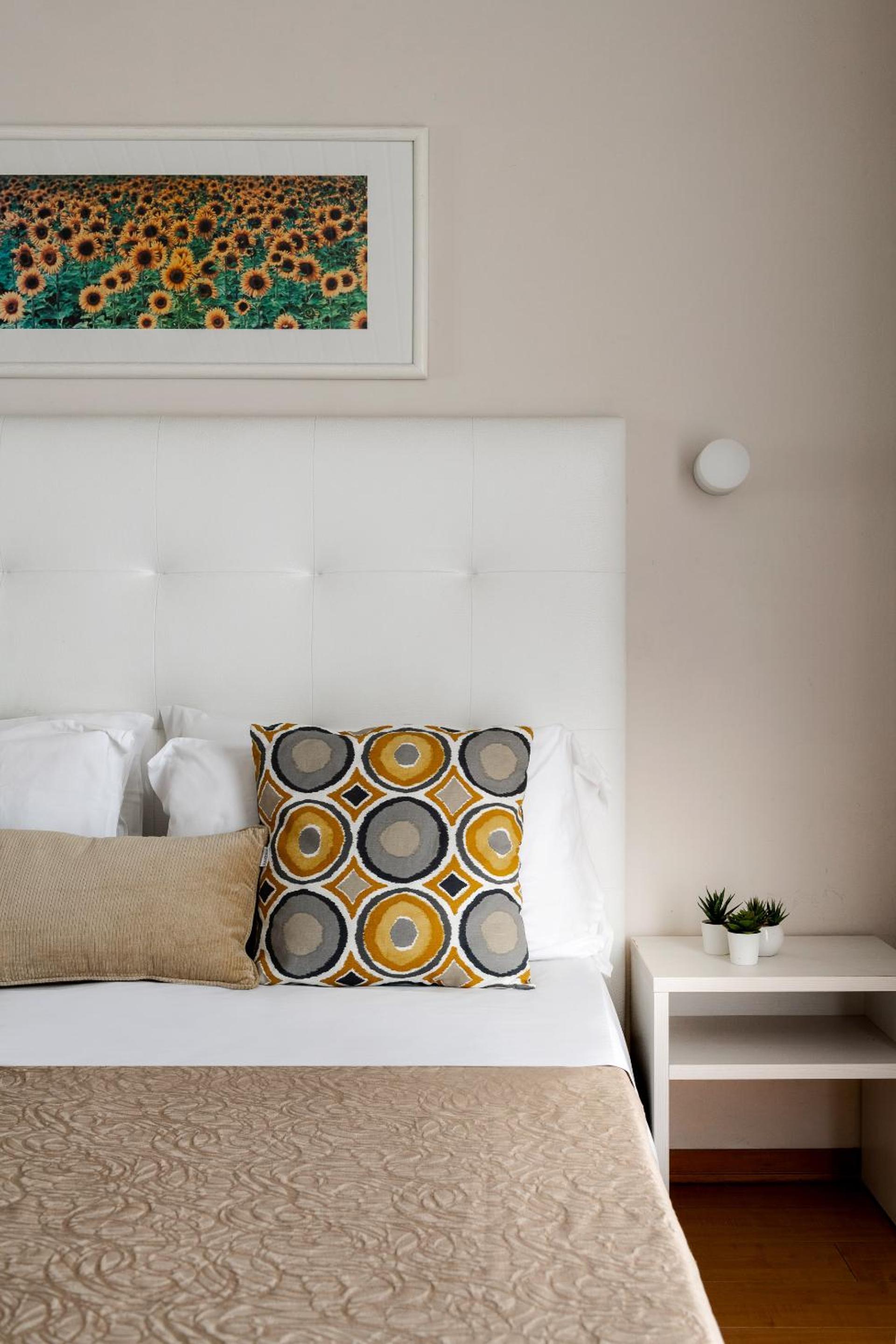Standard Double or Twin Room - Photo 1