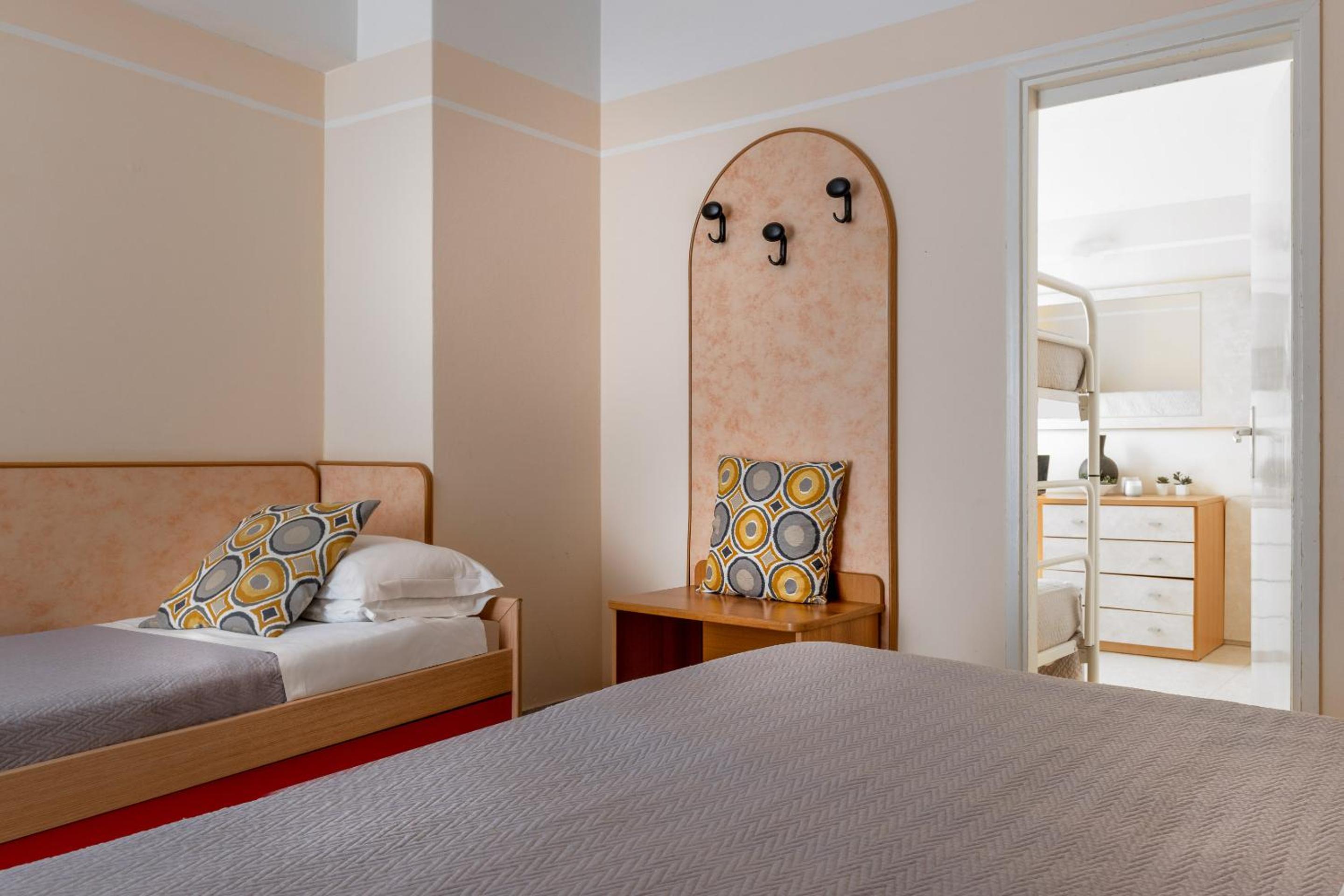 Comfort Triple Room - Photo 3