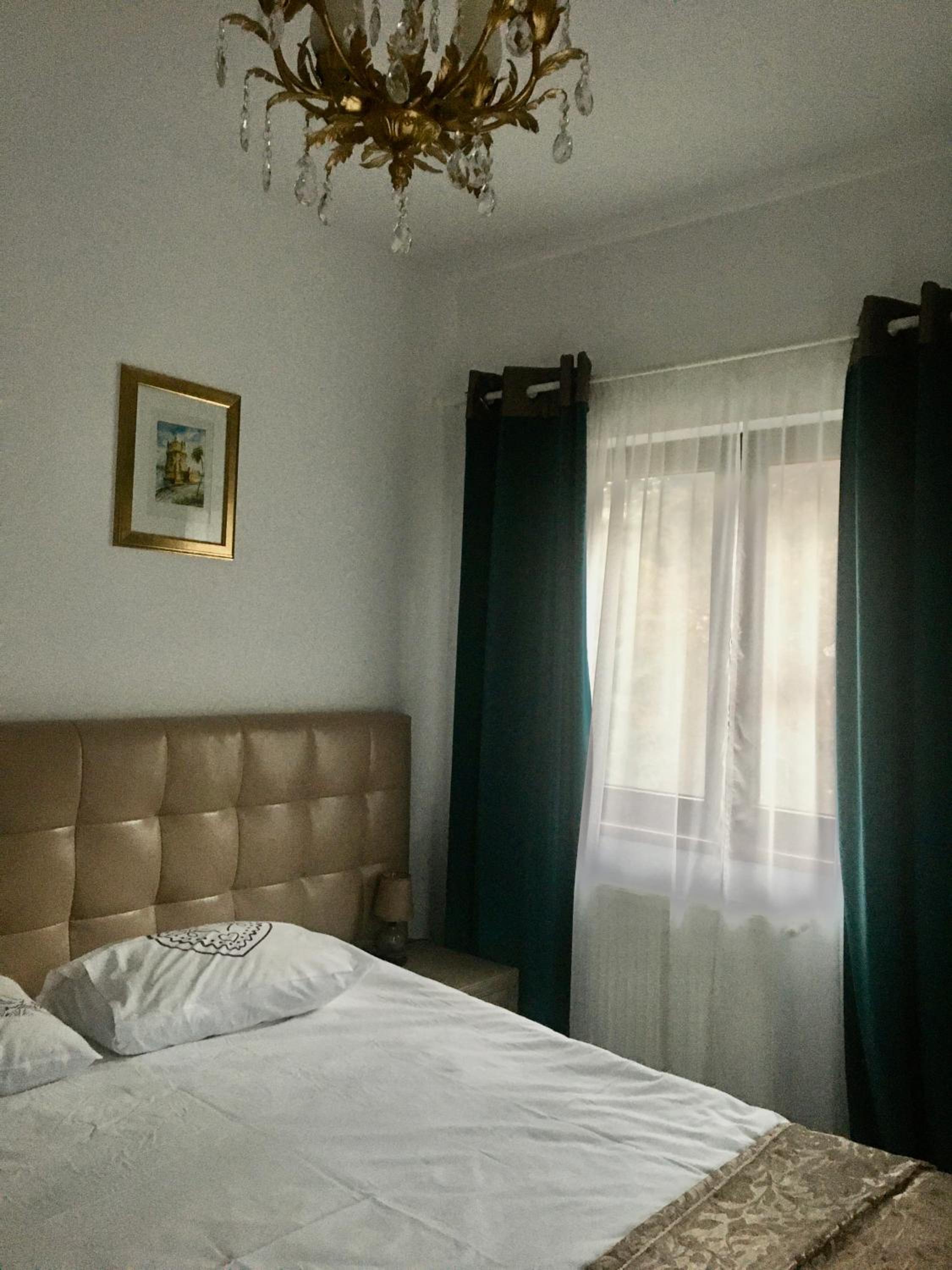 Apartment with Terrace - Photo 39