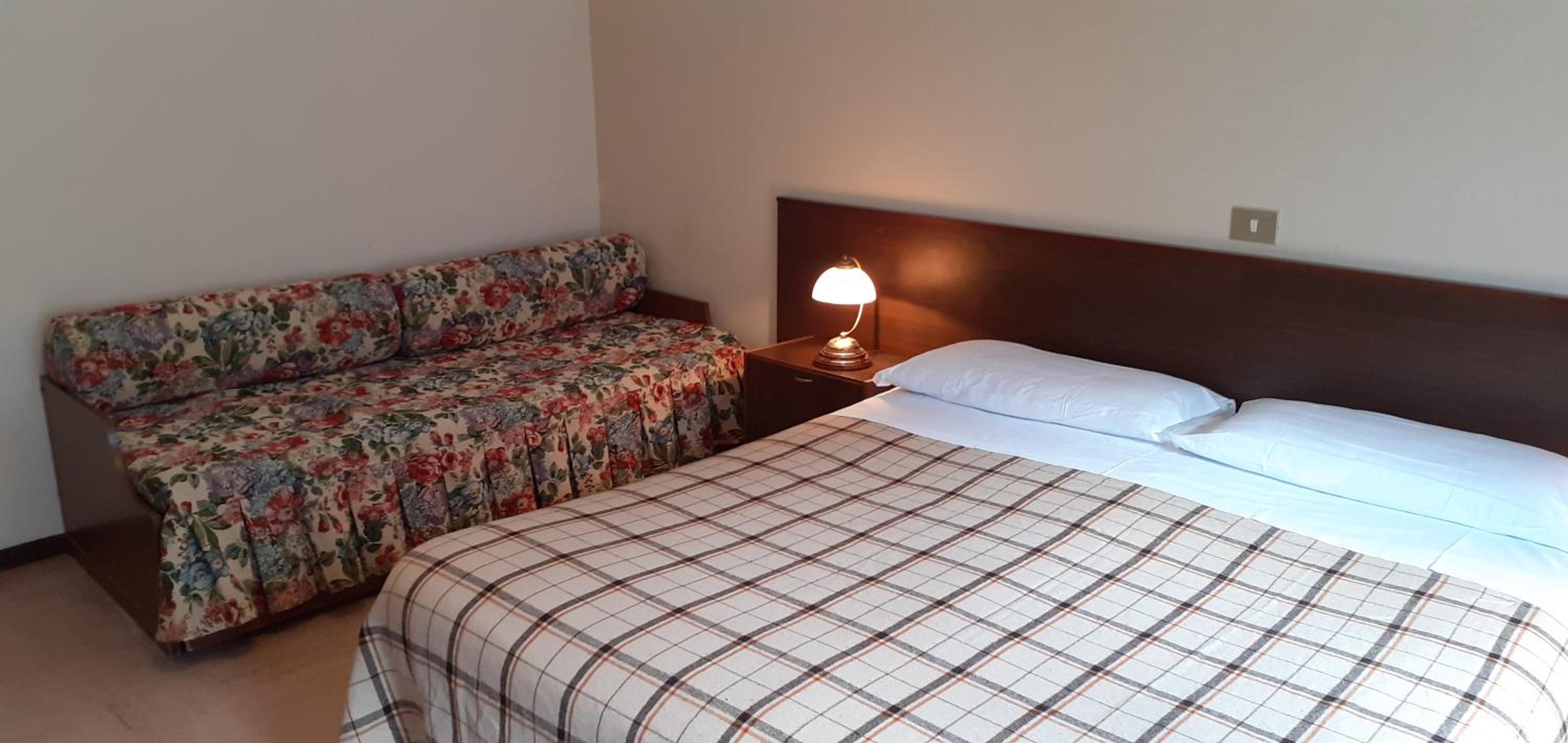 Quadruple Room with Mountain View - Photo 2