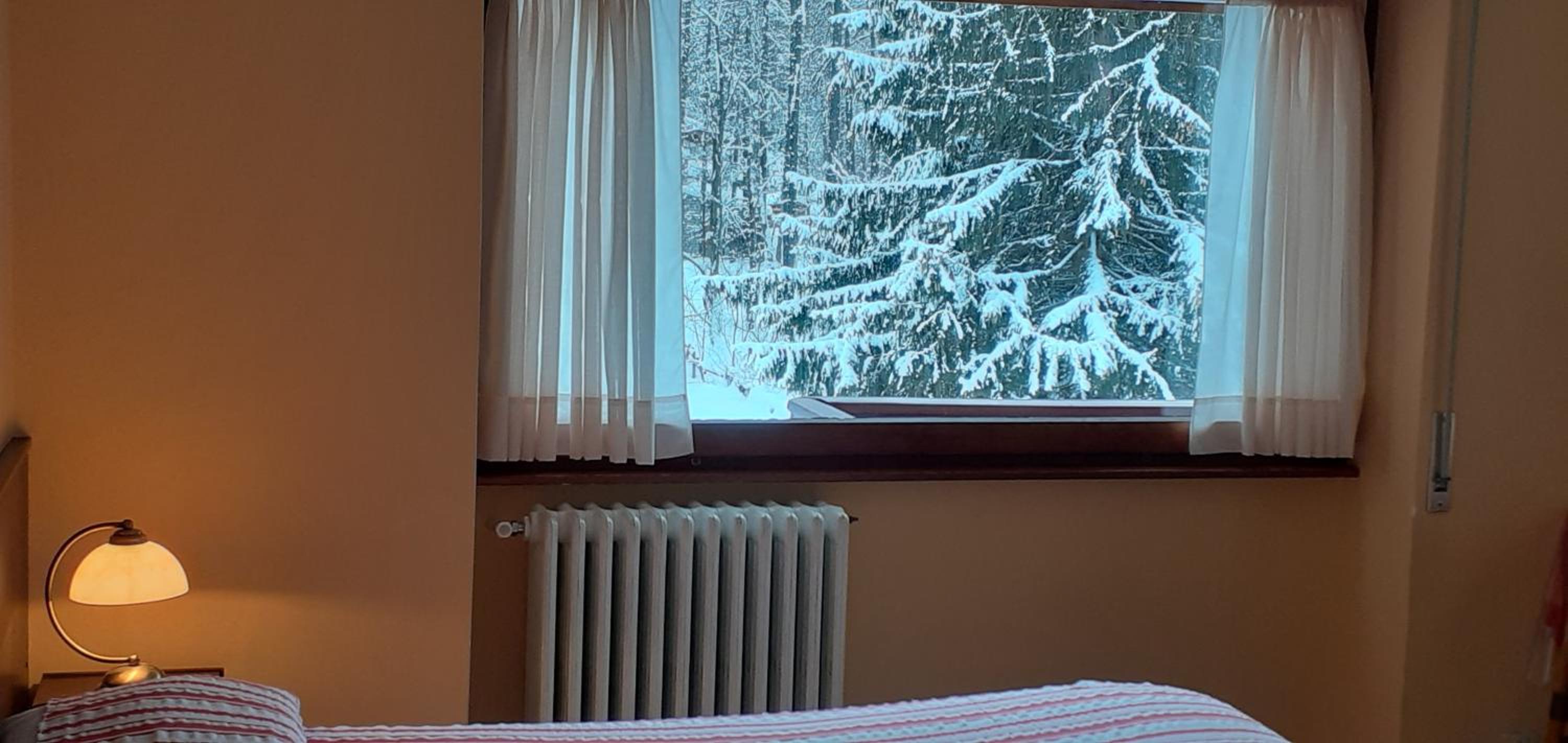 Quadruple Room with Mountain View - Photo 1