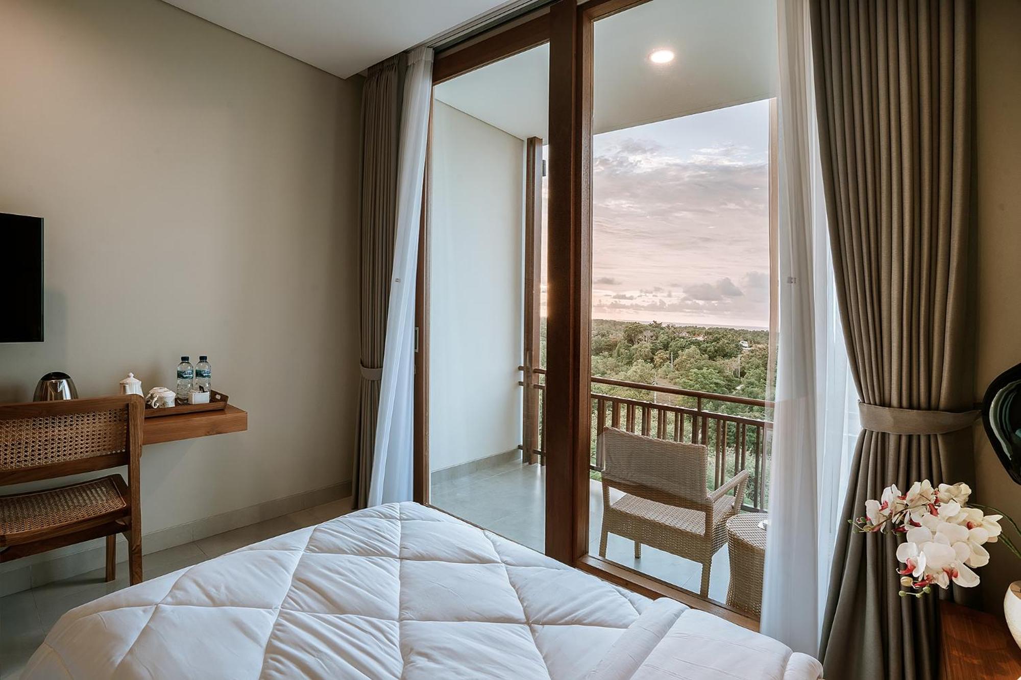 Deluxe Hill View - Photo 6