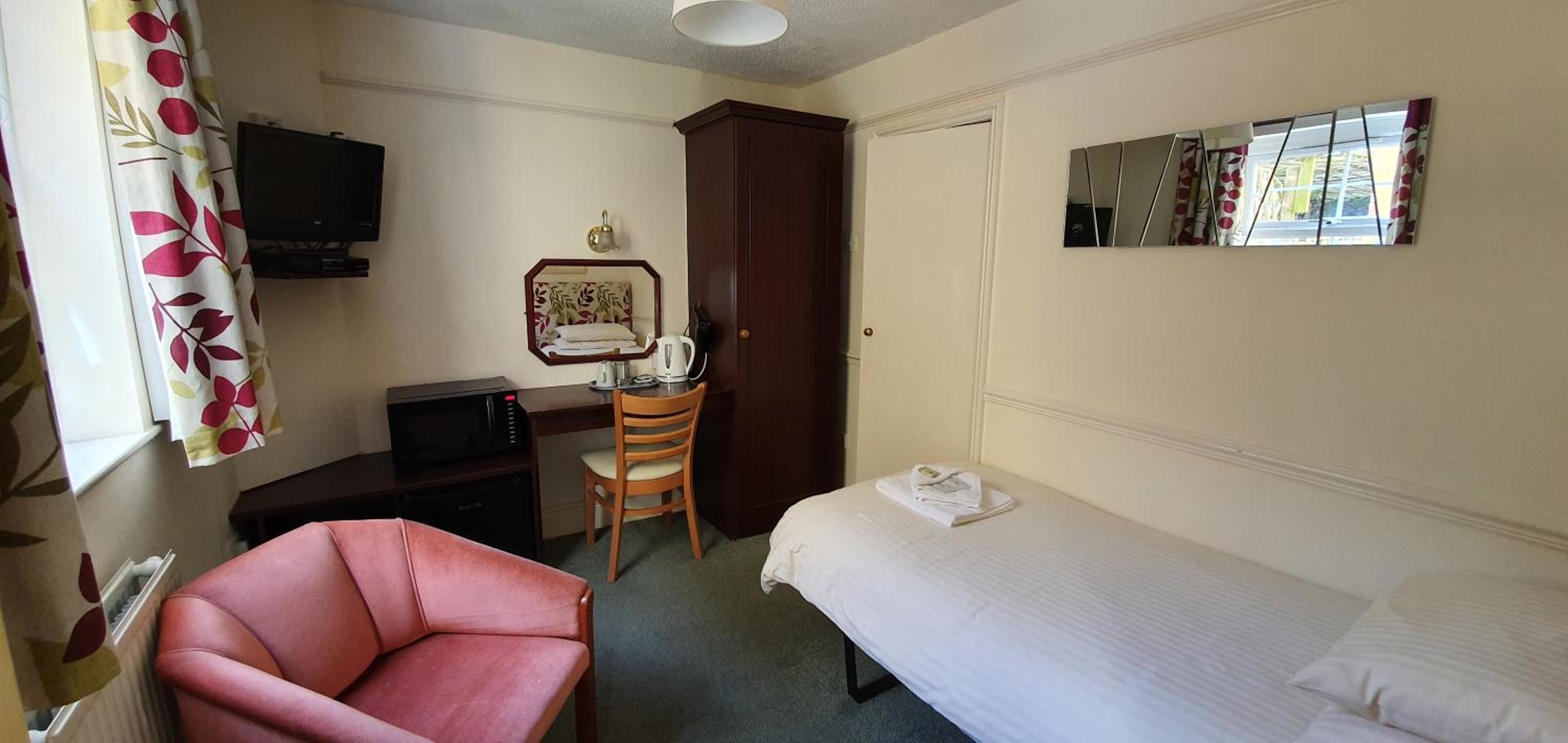 Single Room photo 3