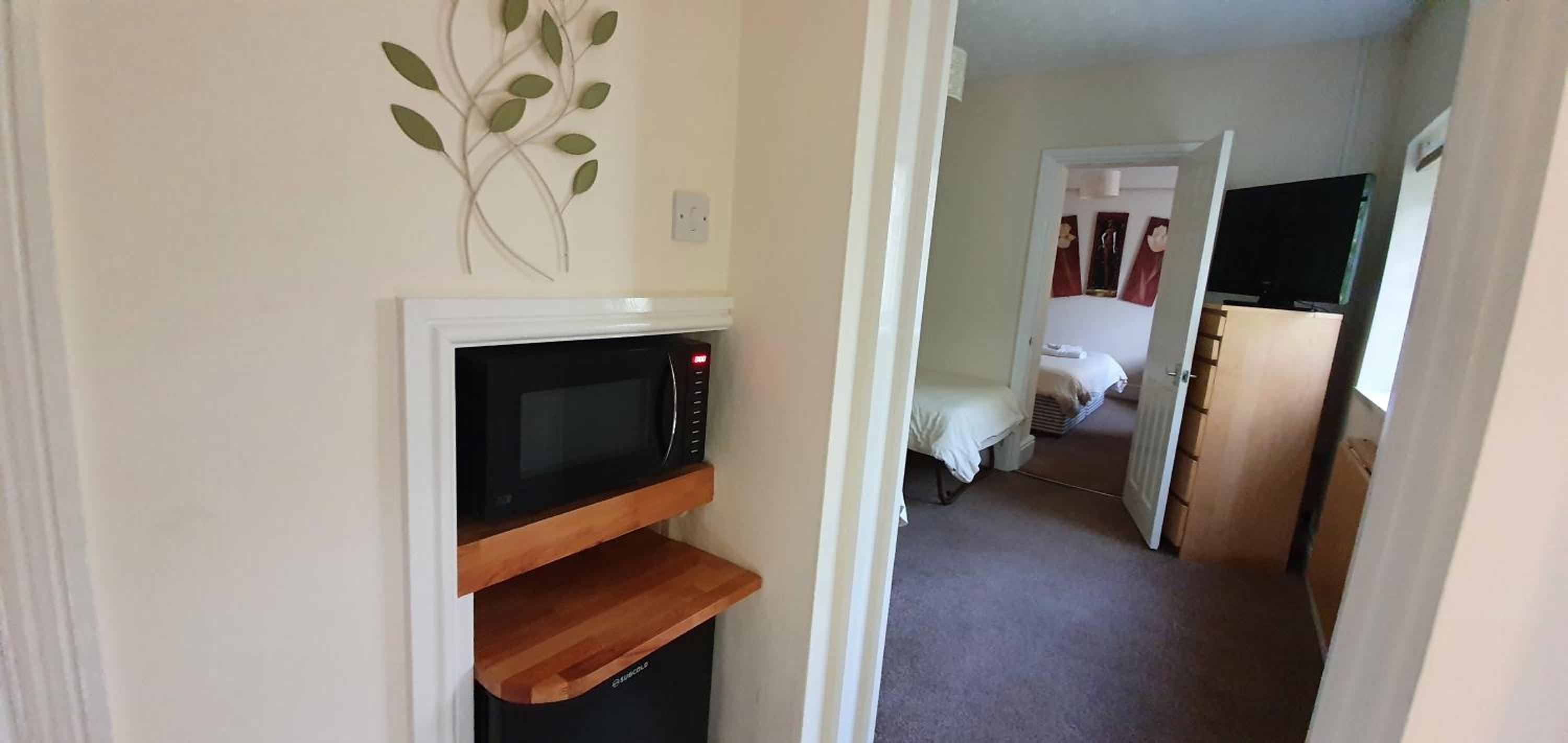 Family Room photo 3