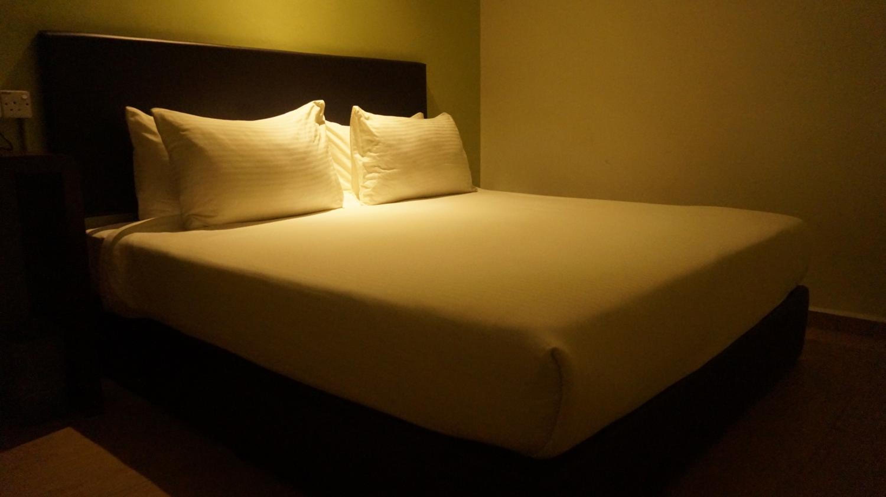 Deluxe King Room photo 2