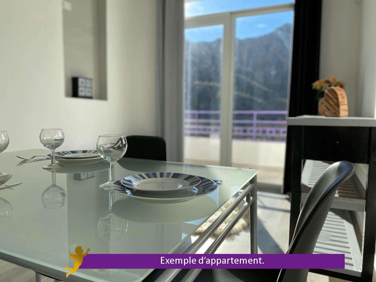 Apartment with Balcony - Photo 13