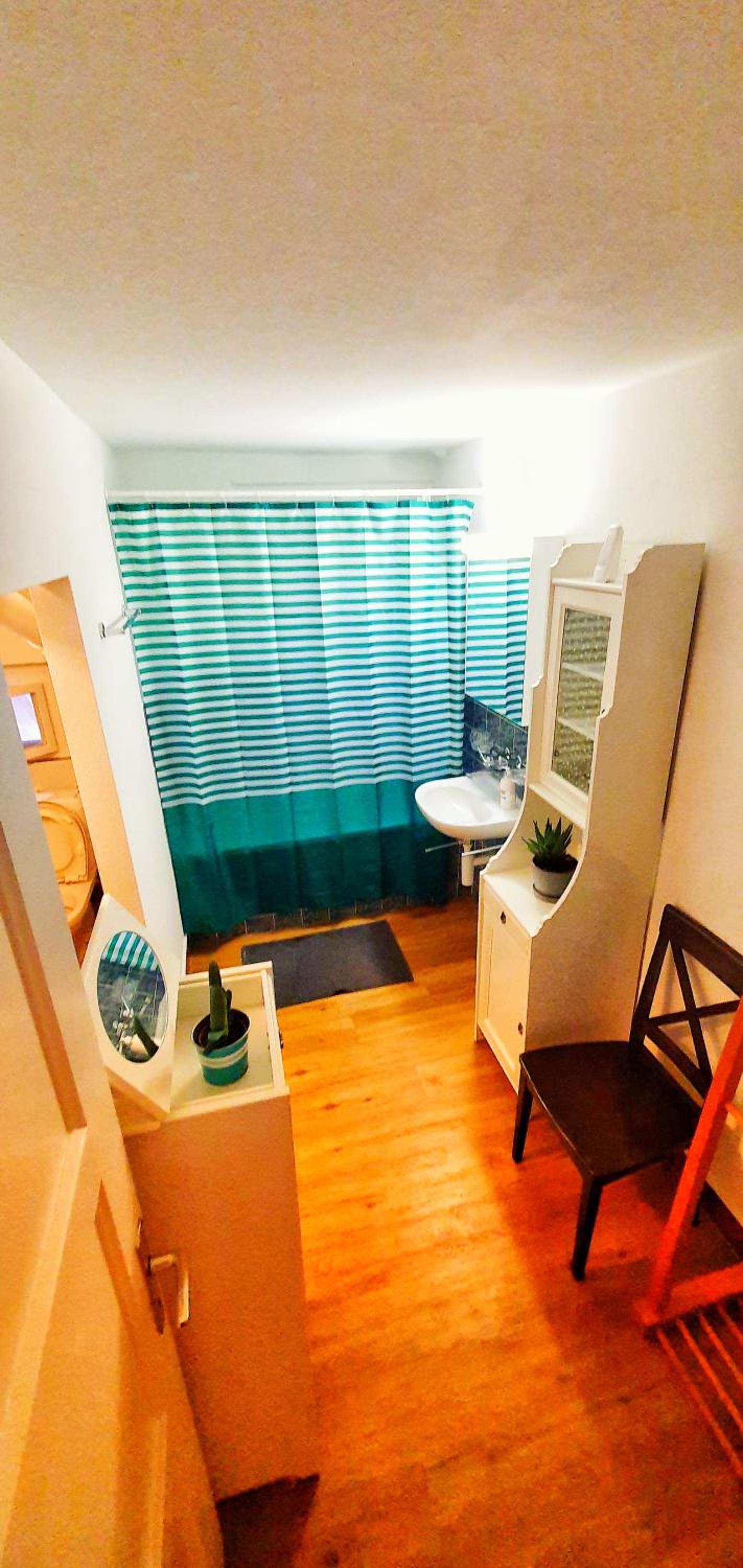 Deluxe Double or Twin Room - Photo 5