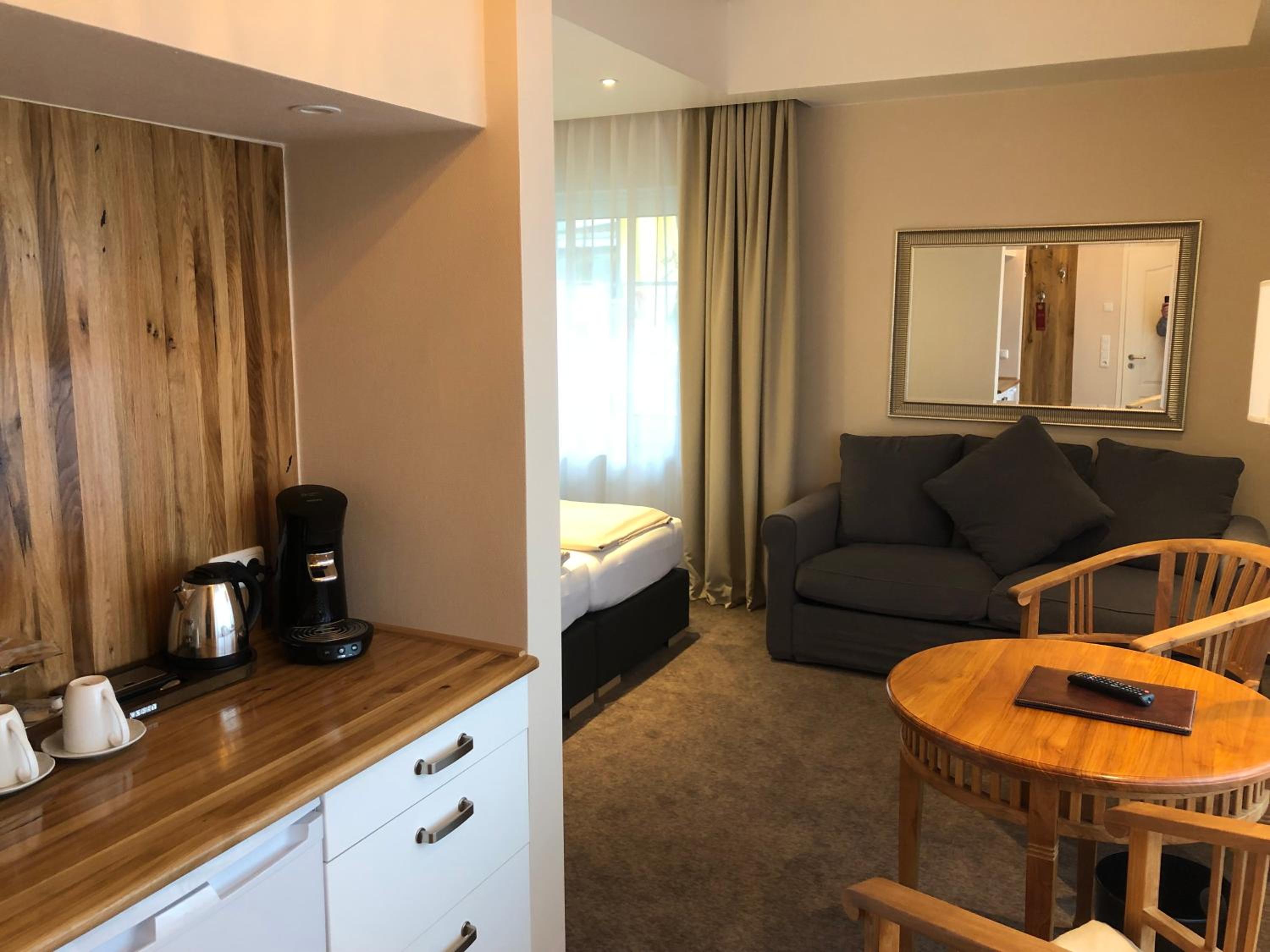 Deluxe Suite photo 2